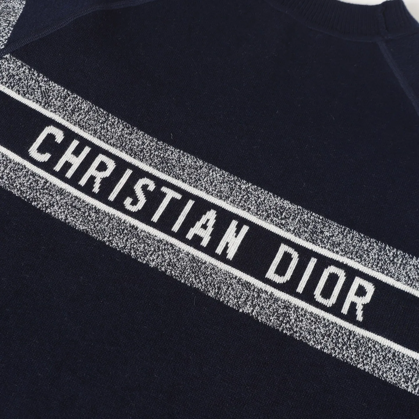 DIOR/ 25FW ， New Arrival Oblique ， 。 ， 。 Oblique ， ， 。 ， 。 ， 。 DIOR 。 ， Quality 。 ， 。 Size:S/M/L