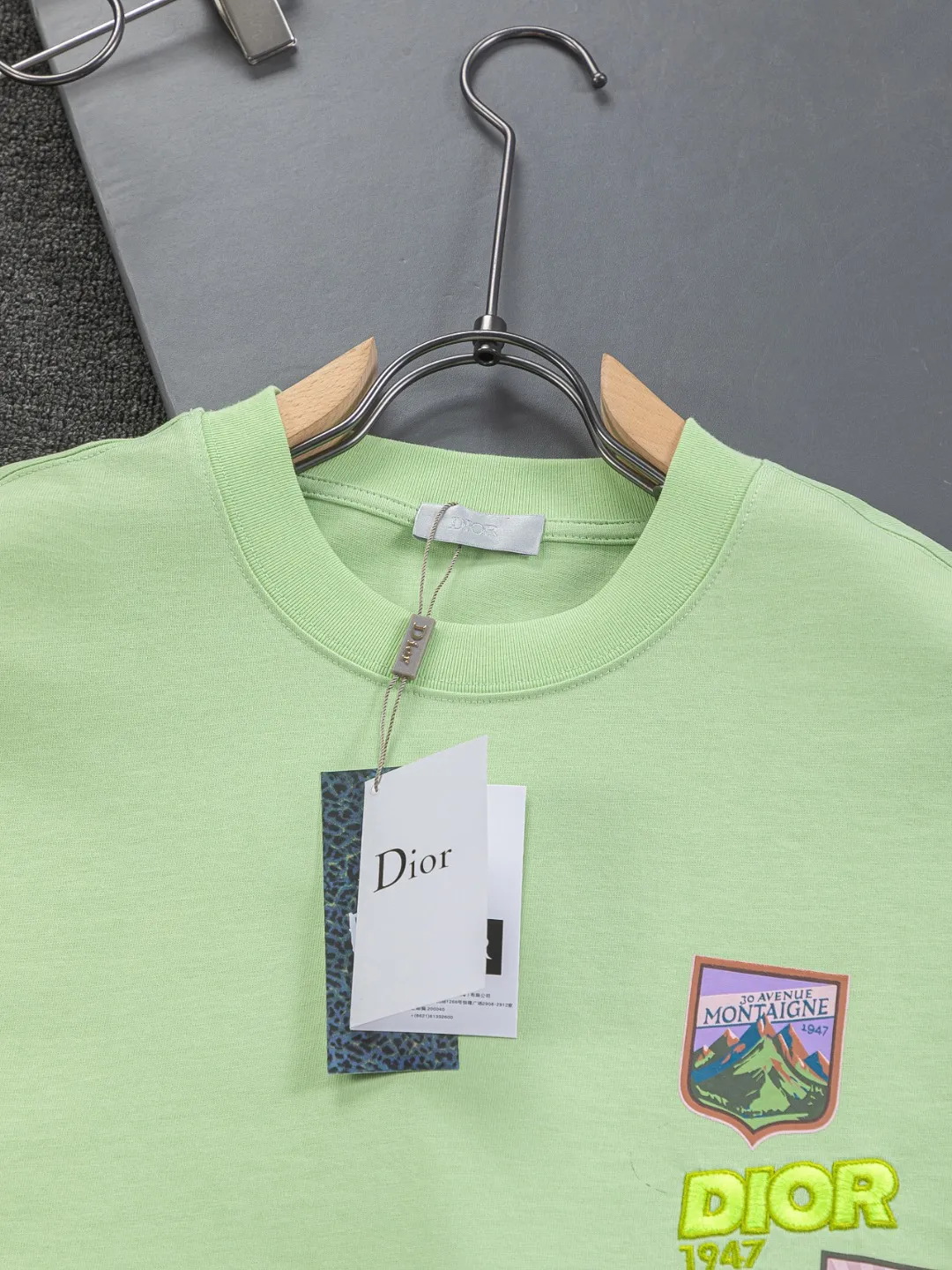 DIOR Dior dior CD S-XL CD 26ss Classic Classic Dior Mountain 🪡 logo Same Style t ， ， Series， Logo Classic Obliave ， s ， ， obliqve ， v ， ， y …… ， ， Dior ！ ， ， ， Breathable ~ ！！ Same Style！ : Black White Green Size：S-XL ： S： 50- 56- 70 M： 52- 57- 72 L： 54- 59- 74 XL： 56- 62- 76