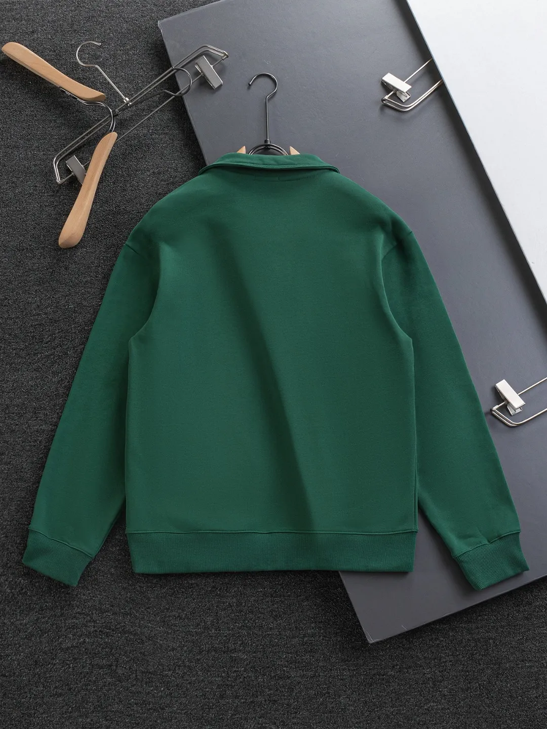 DIOR Dior CD S-XL DIOR 25ss Classic CD 🪡logo ， ，D ， ， Black White ， D LOGO ， logo ， ！ ， Classic ！！ 47 ， ， Dior ！ ， ， ， Breathable ~ ！！ ：Gray Green Size：S-XL ： S： 51- 56- 69 M： 52.5- 58- 71 L： 54- 60- 73 XL： 55.5- 62- 75