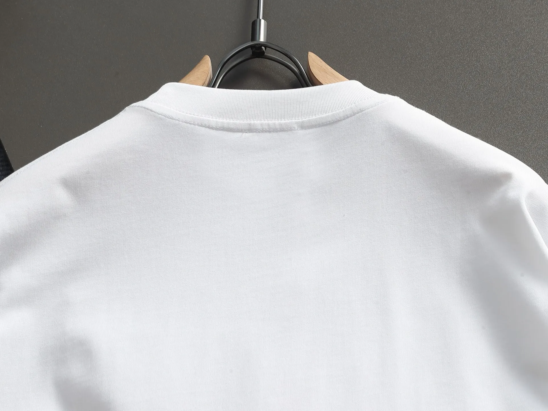 DIOR CD Logo ， Retro Same Style T Versatile : White Black Size：XS~L