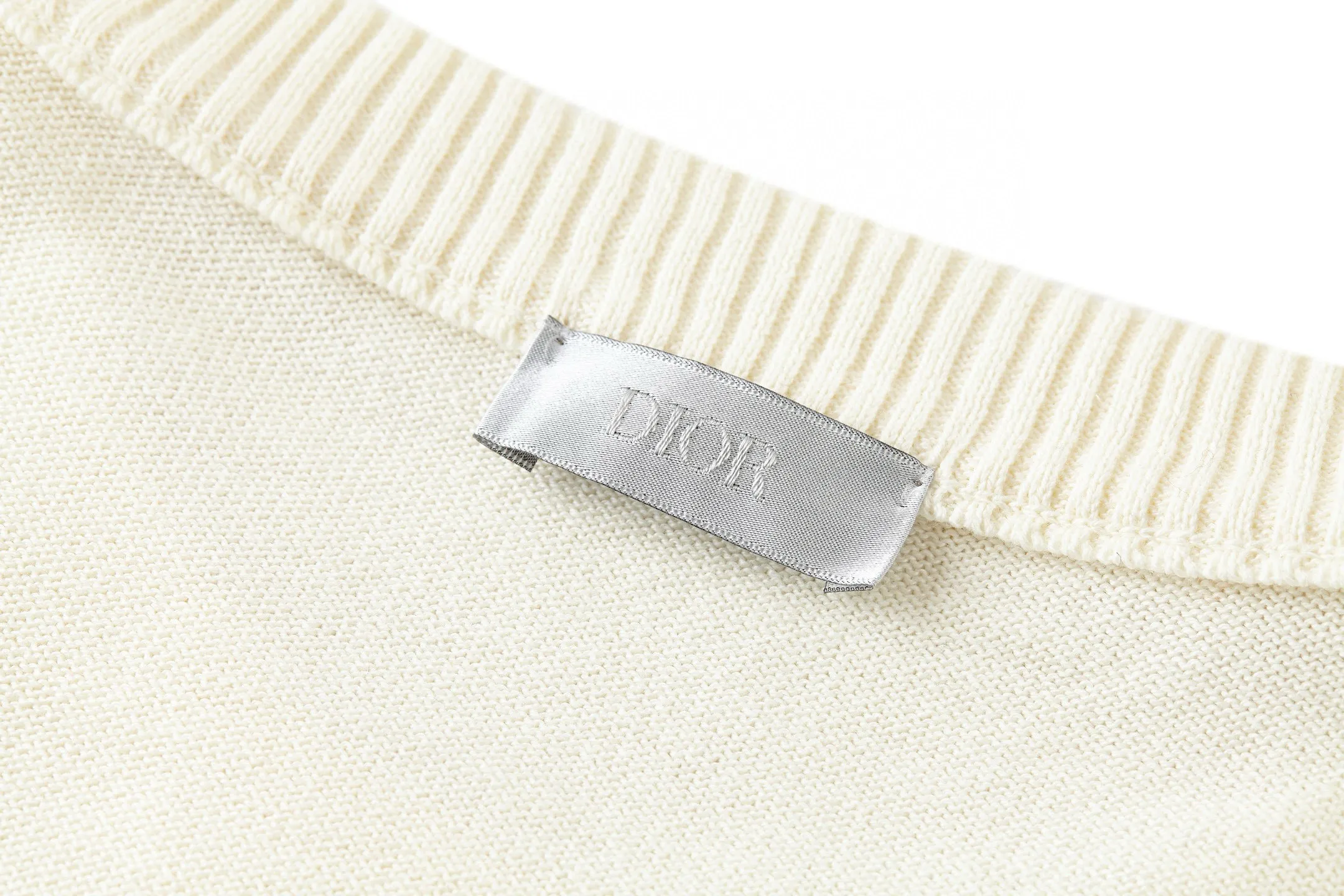 【 】 CD （White） 55 ，45 。 ， 。 。 ， ， 。 ！ ， ， 。 16000 。 Dior Archives Labels ， 。 White ， 、 。 ， 。 Dior Archives Labels ， 、 。 Size:S.M.L.XL