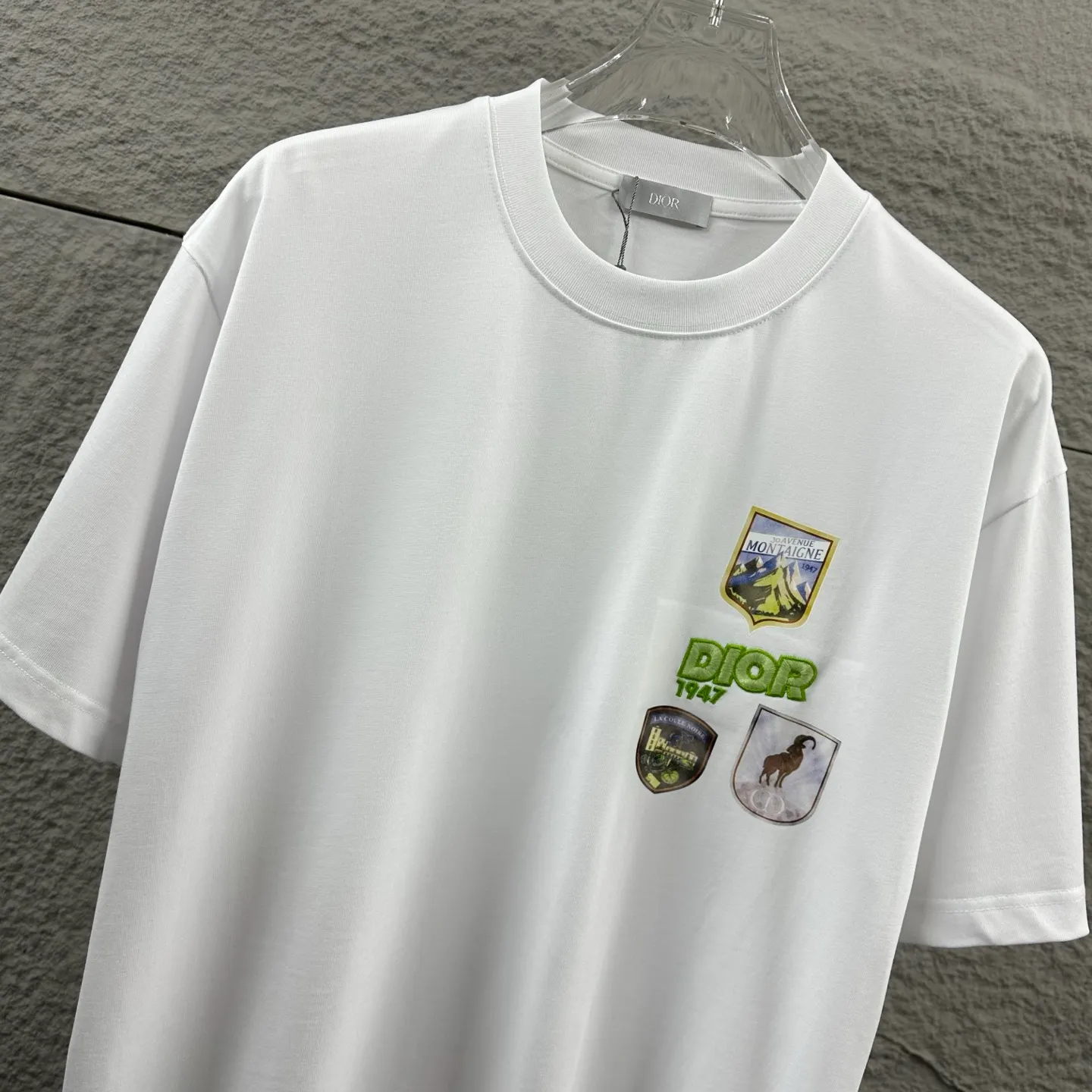 Dio 2026 New Arrival Classic + T Same Style ：Black White Red Size： S （90-130 ） M （120-150 ） L （140-165 ） XL （160-180 ） XXL （180 ）