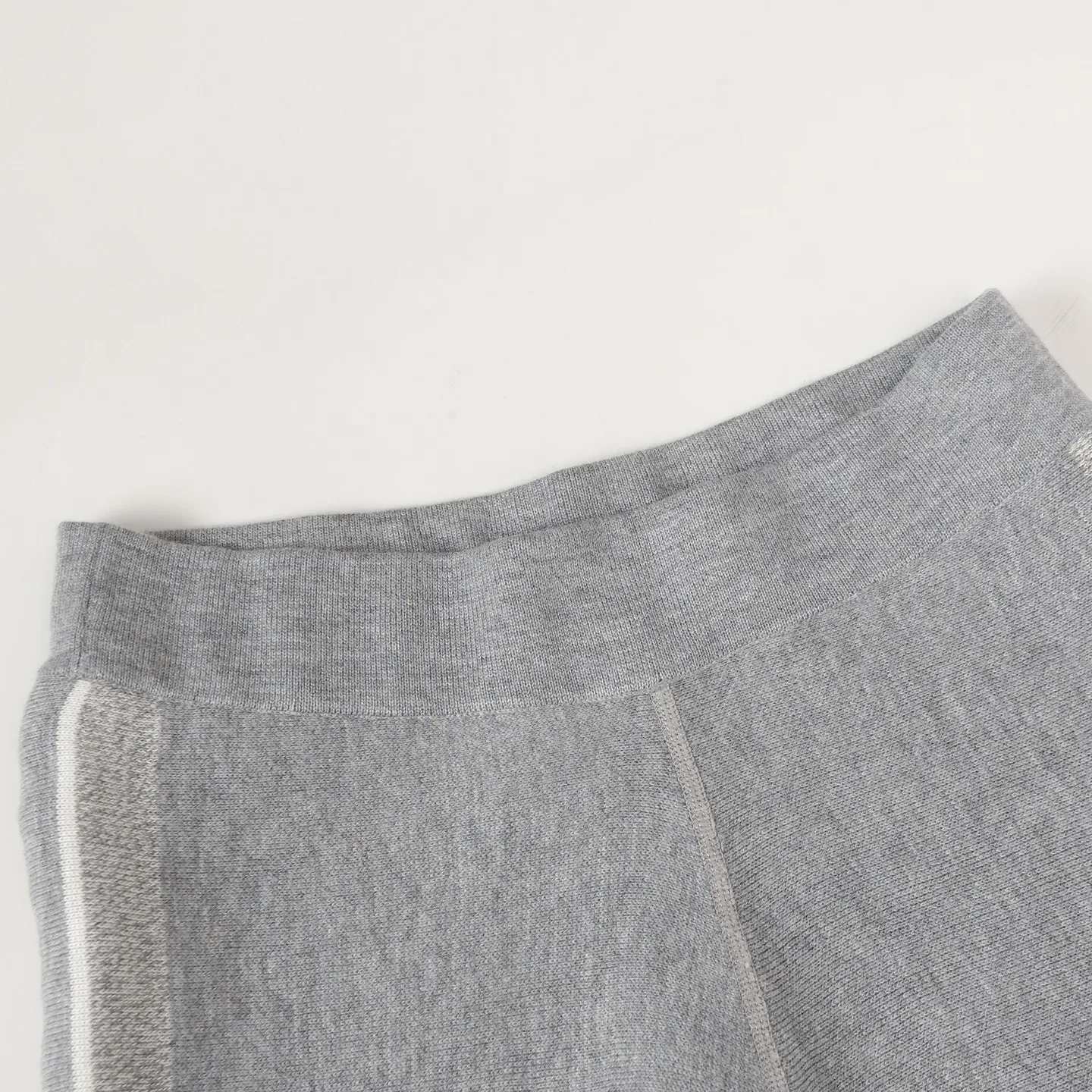 【 】 CD 25FW （Gray） ， 。 ， ， 。 ， 。Classic ， 。 ， 。 ， Breathable 。 ， Premium Quality， 。 Size:S/M/L