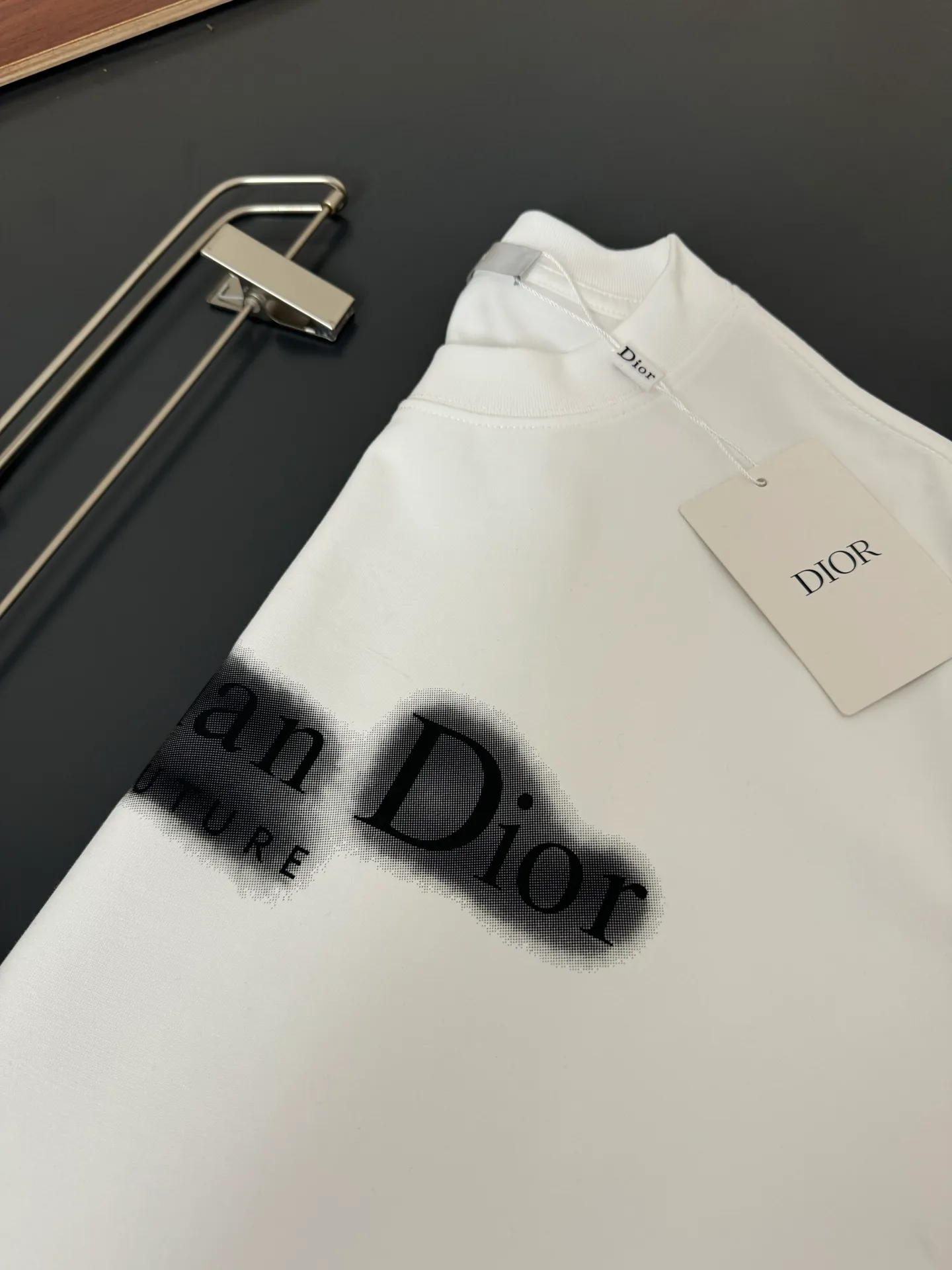 DIOR* g t Breathable logo New Arrival t ， ， Versatile ：Black White Sizes：S M L XL XXL