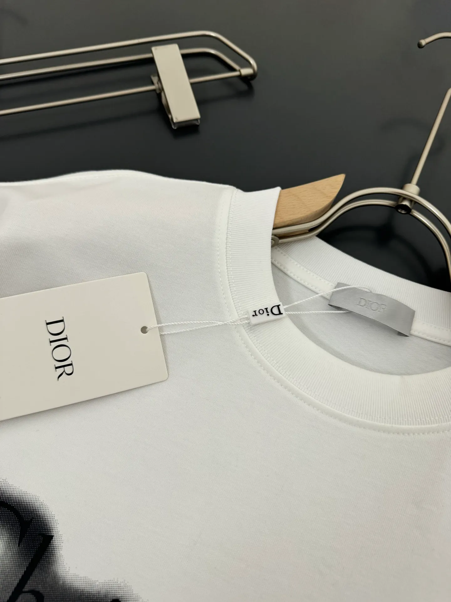 DIOR* g t Breathable logo New Arrival t ， ， Versatile ：Black White Sizes：S M L XL XXL