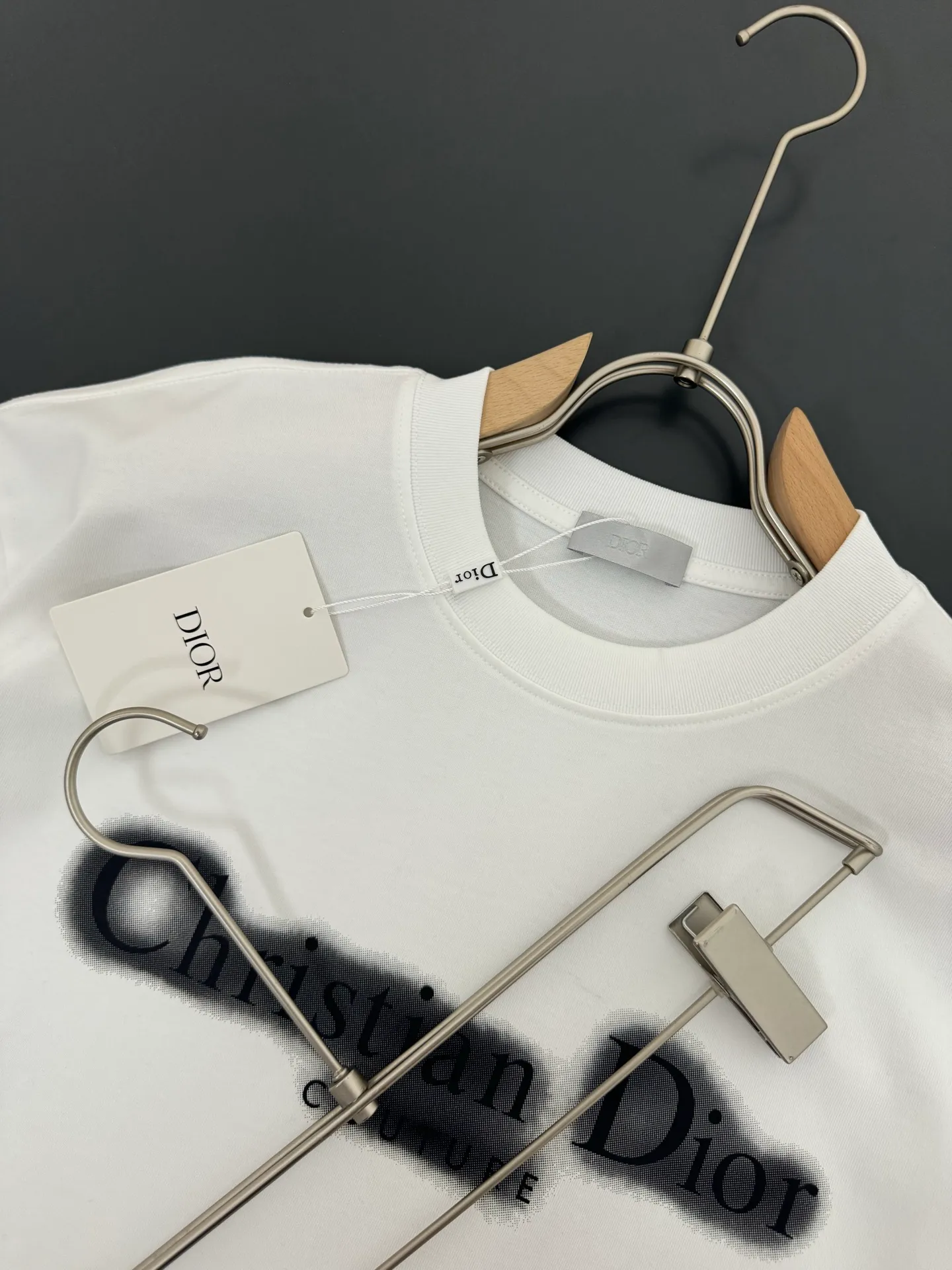 DIOR* g t Breathable logo New Arrival t ， ， Versatile ：Black White Sizes：S M L XL XXL
