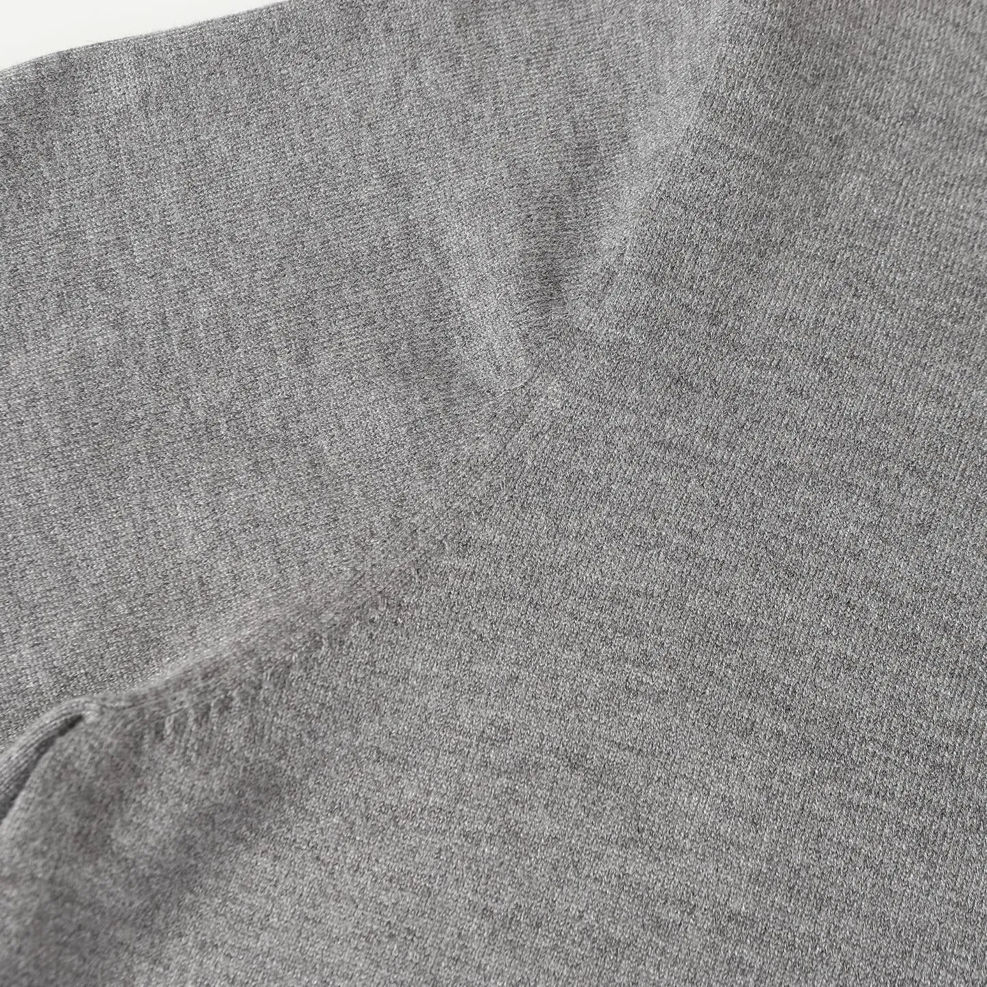 CD 24FW 13,000 ， 70 30 40 。 Gray， 12 ， ， 。 logo 。 Same Style！ size: S/M/L
