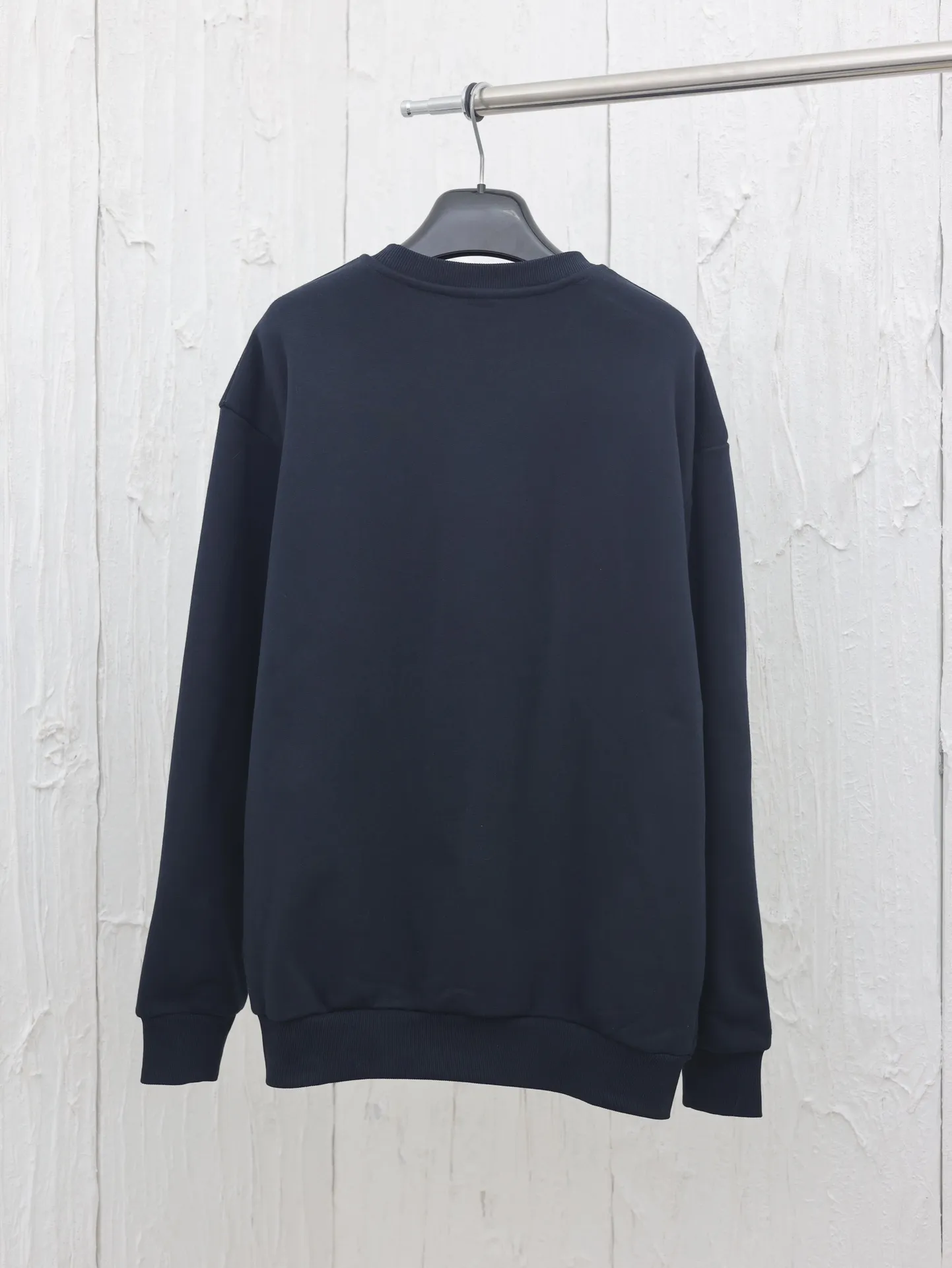 Dio 24AND LEWIS HLTON Series AND LEWIS HLTON Series。 Blue ， ANDLEWIS HLTON ， 。 ， Classic 。 AND LEWIS HLTON 、 100% ， ， ， 100% ， ， ， ， ，