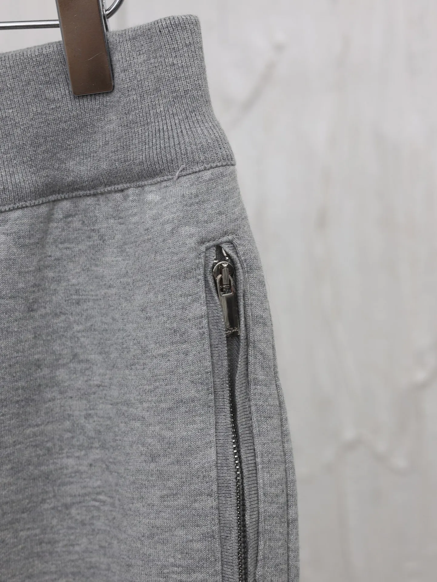 Dio 24New Arrival ： ， ， ， Classic ， ， Breathable ， ， 。 。 3D ， Size：S/M/L/XL