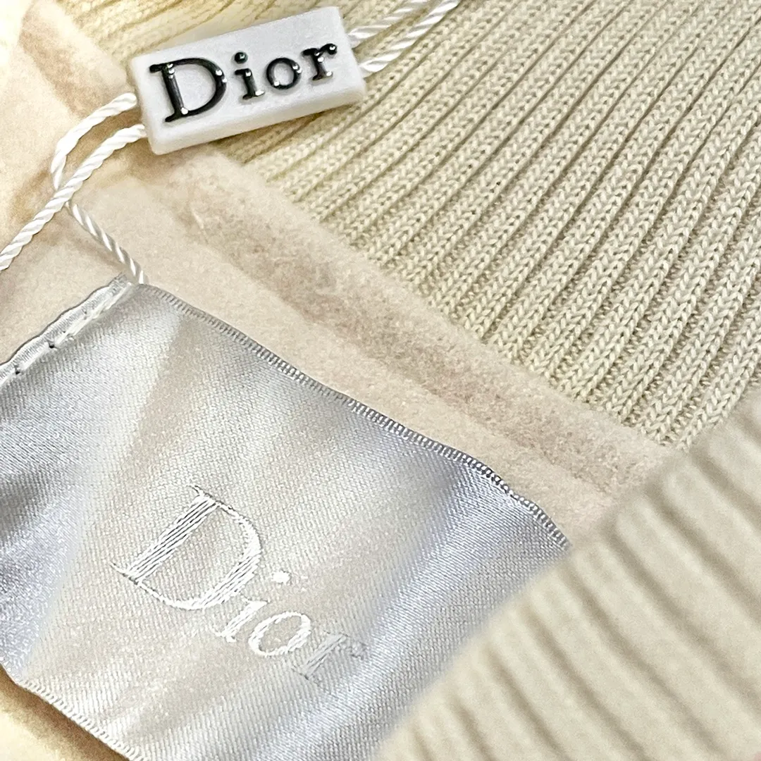 Dior➡️ ， 。 LV ， ， 。 1 ， 。 ， 。Premium ！ ！ Quality！