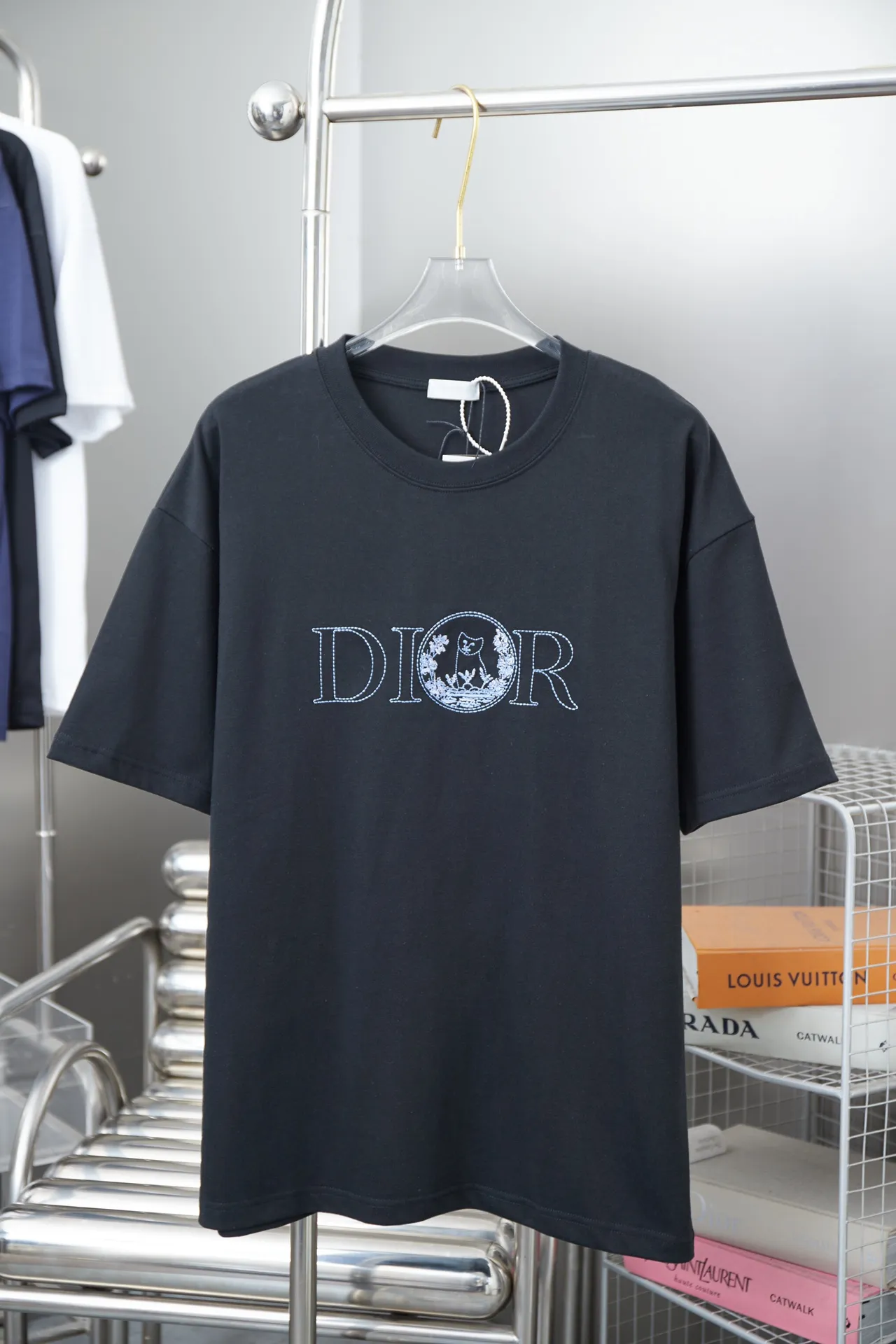 Christian D*or CD 25SS New Arrival 100% 32 1X 1 ， ， ：White/Black/Blue Size：S/M/L/XL