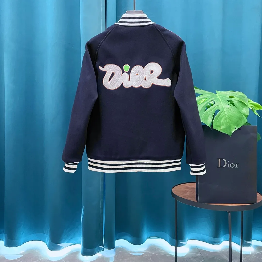 Dior➡️ ， 。 LV ， ， 。 1 ， 。 ， 。Premium ！ ！ Quality！