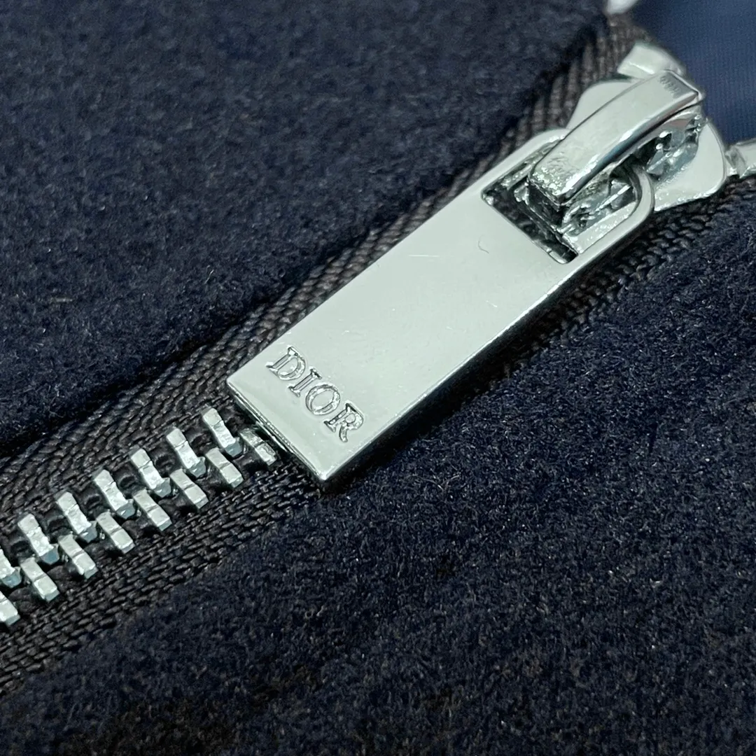 Dior➡️ ， 。 LV ， ， 。 1 ， 。 ， 。Premium ！ ！ Quality！