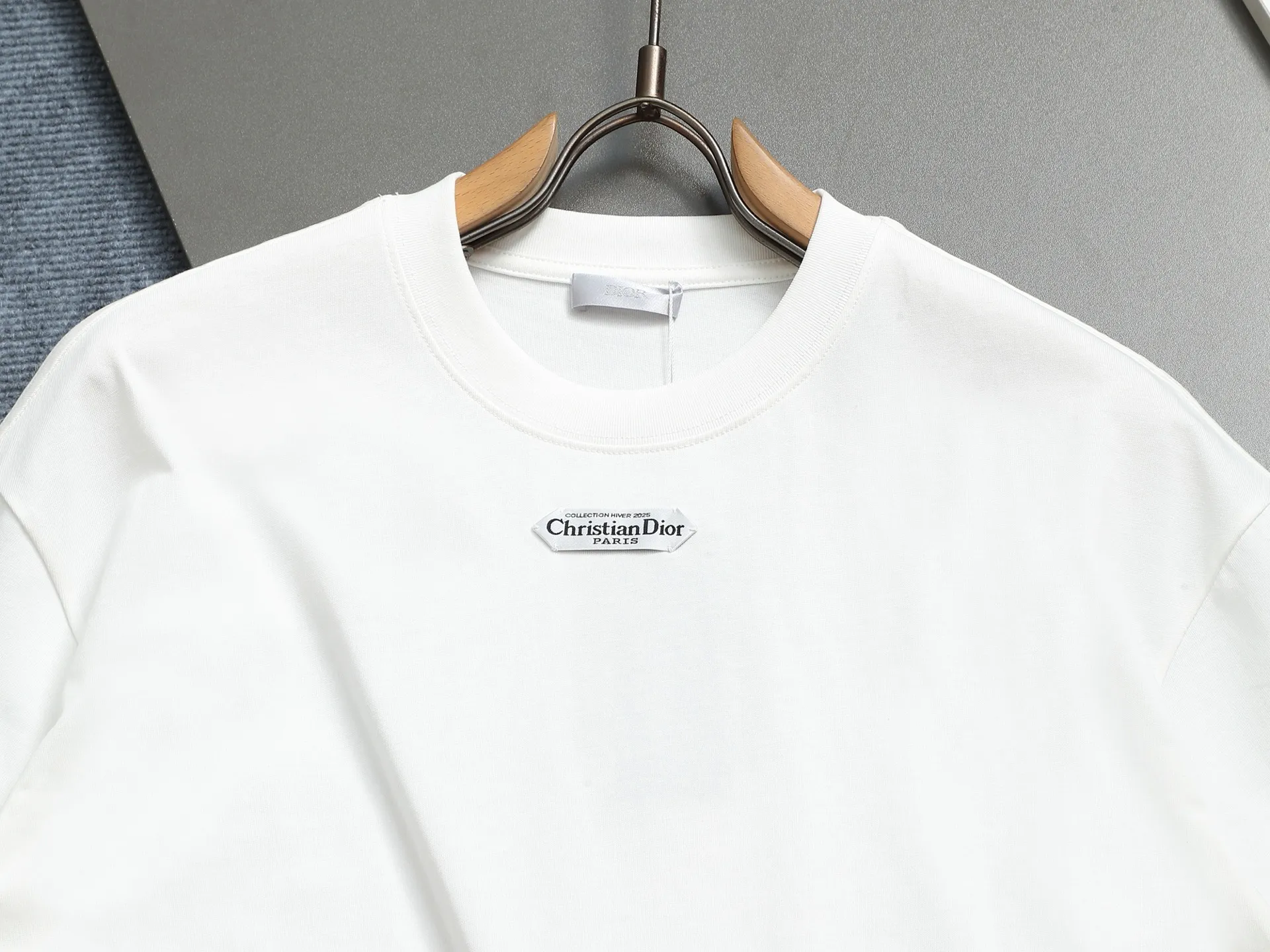 Dior T LOGO Quality Versatile Quality : Black.White Size：XS-L