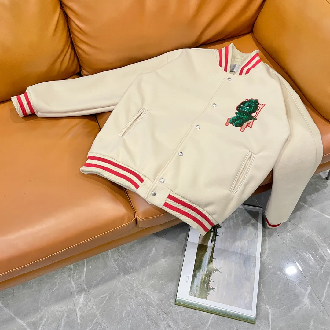 Dior➡️ ， 。 LV ， ， 。 1 ， 。 ， 。Premium ！ ！ Quality！