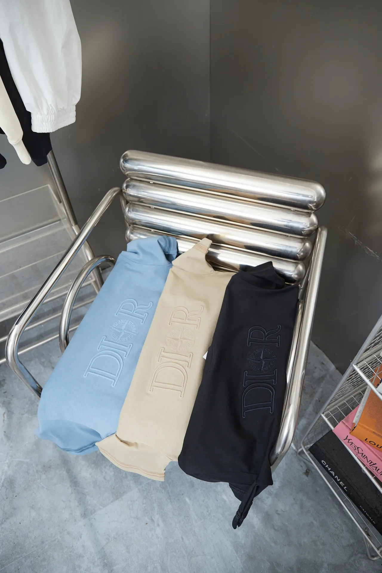 Quality D*OR 2025 T ， ， ， 、 ， Same Style S M L XL