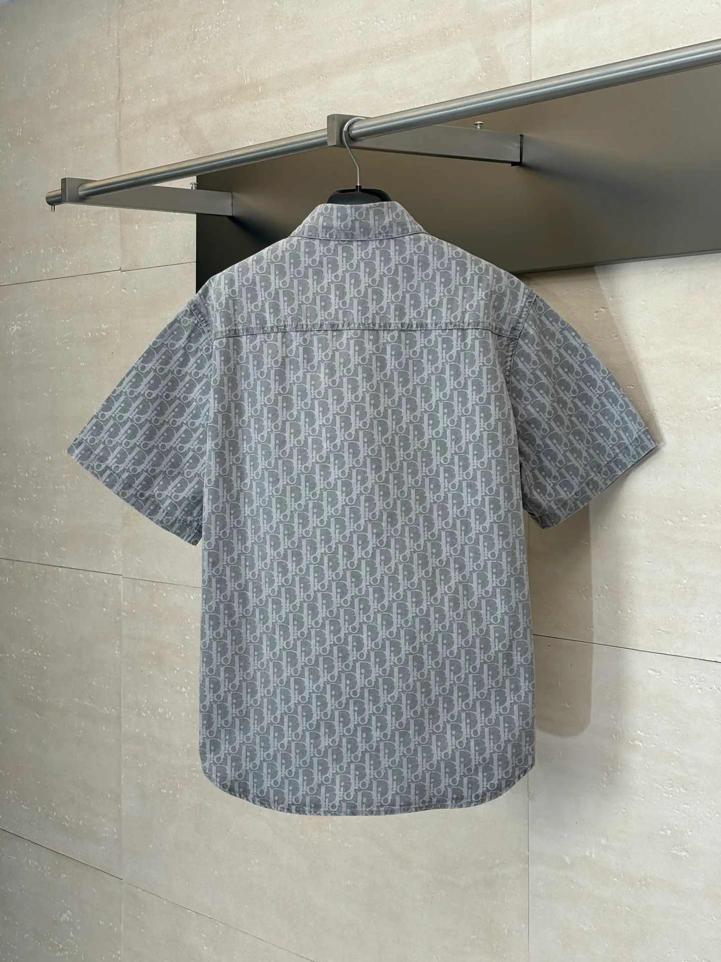 Dio 25SS ， Gray， ， ， ， ， ， 。 ， 。 “D 1OR” 。 ， ， Classic ， Retro 。 New Arrival ， Size：38/39/40/41