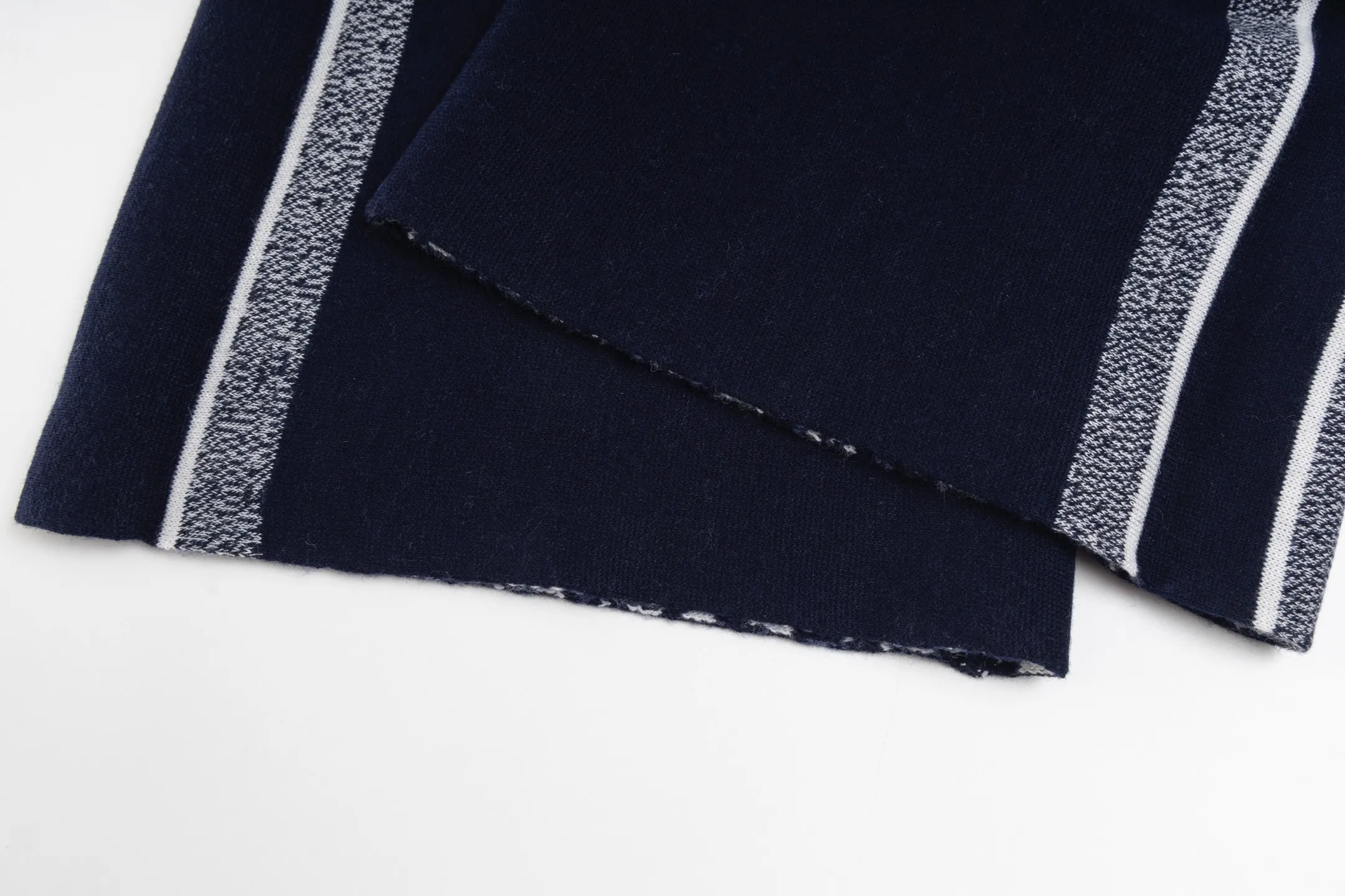 【 】 CD 25FW （Navy Blue ） ， 。 ， ， 。 ， 。Classic ， 。 ， 。 ， Breathable 。 ， Premium Quality， 。 Size:S/M/L