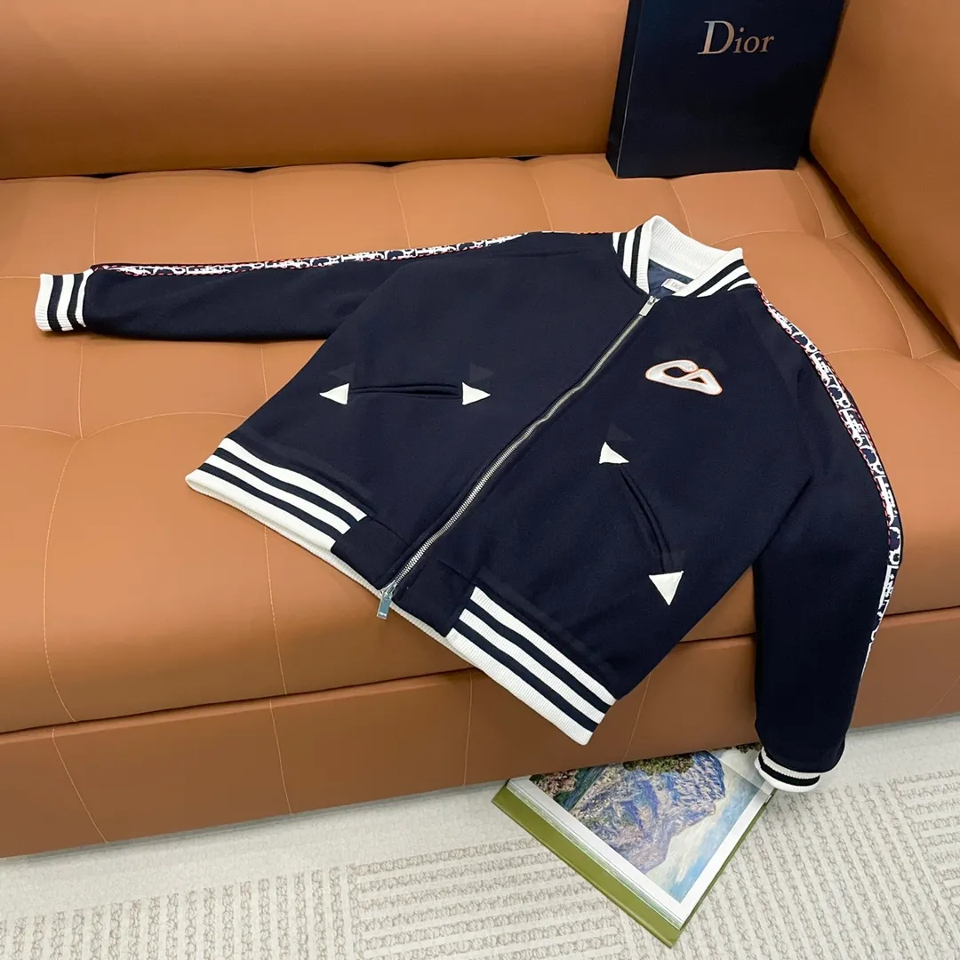 Dior➡️ ， 。 LV ， ， 。 1 ， 。 ， 。Premium ！ ！ Quality！