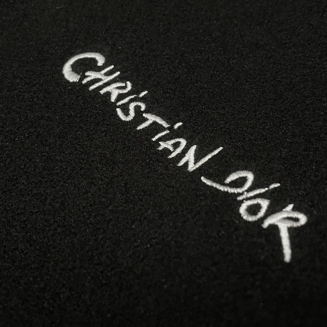 Dior➡️ 2025ss ， 。 LV ， ， 。 1 ， 。 ， 。Premium ！ ！ Quality！ Size：M L XL XXL