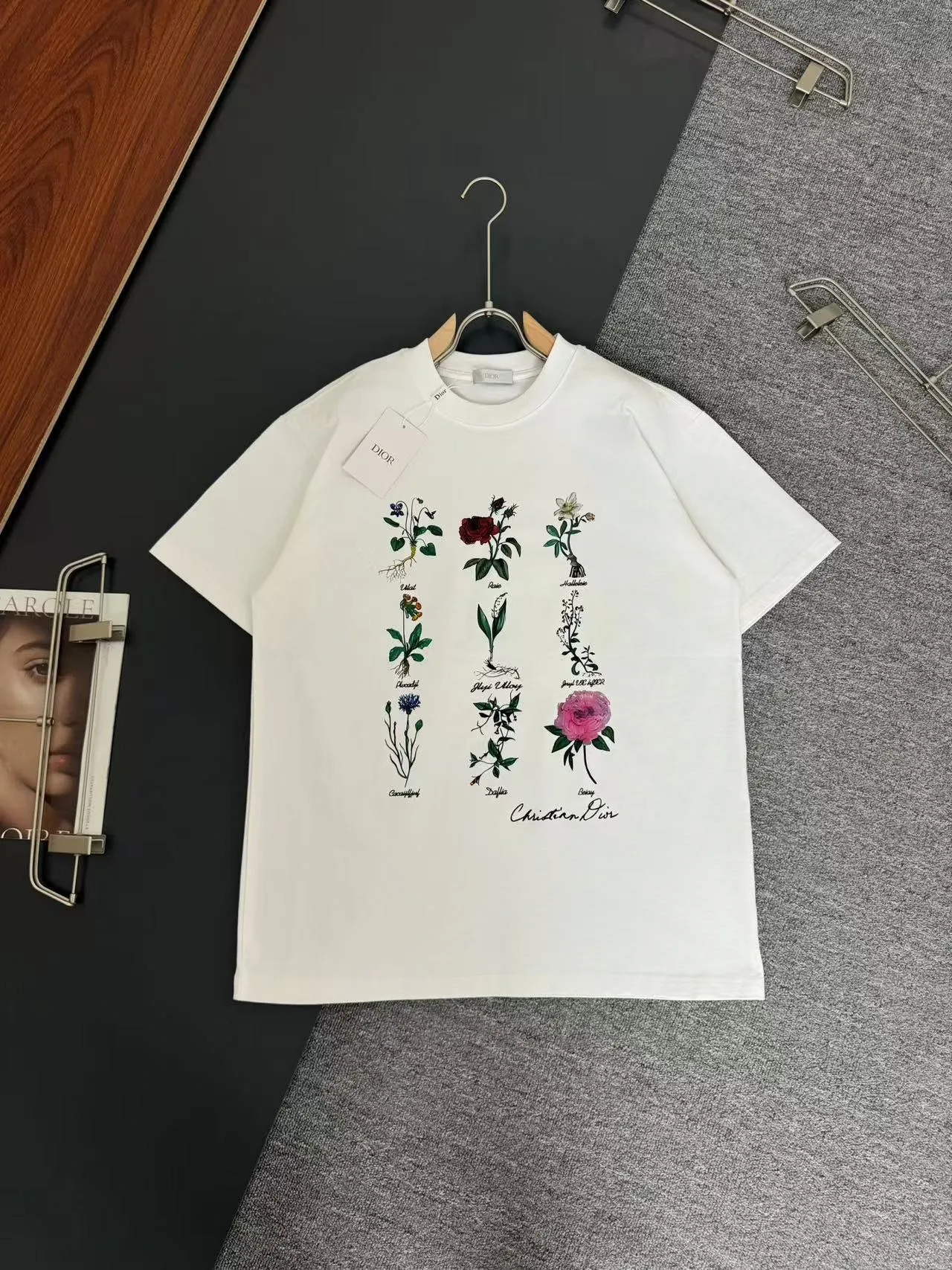 DIOR* g t Breathable logo New Arrival t ， ， Versatile ：Black White Sizes：S M L XL XXL
