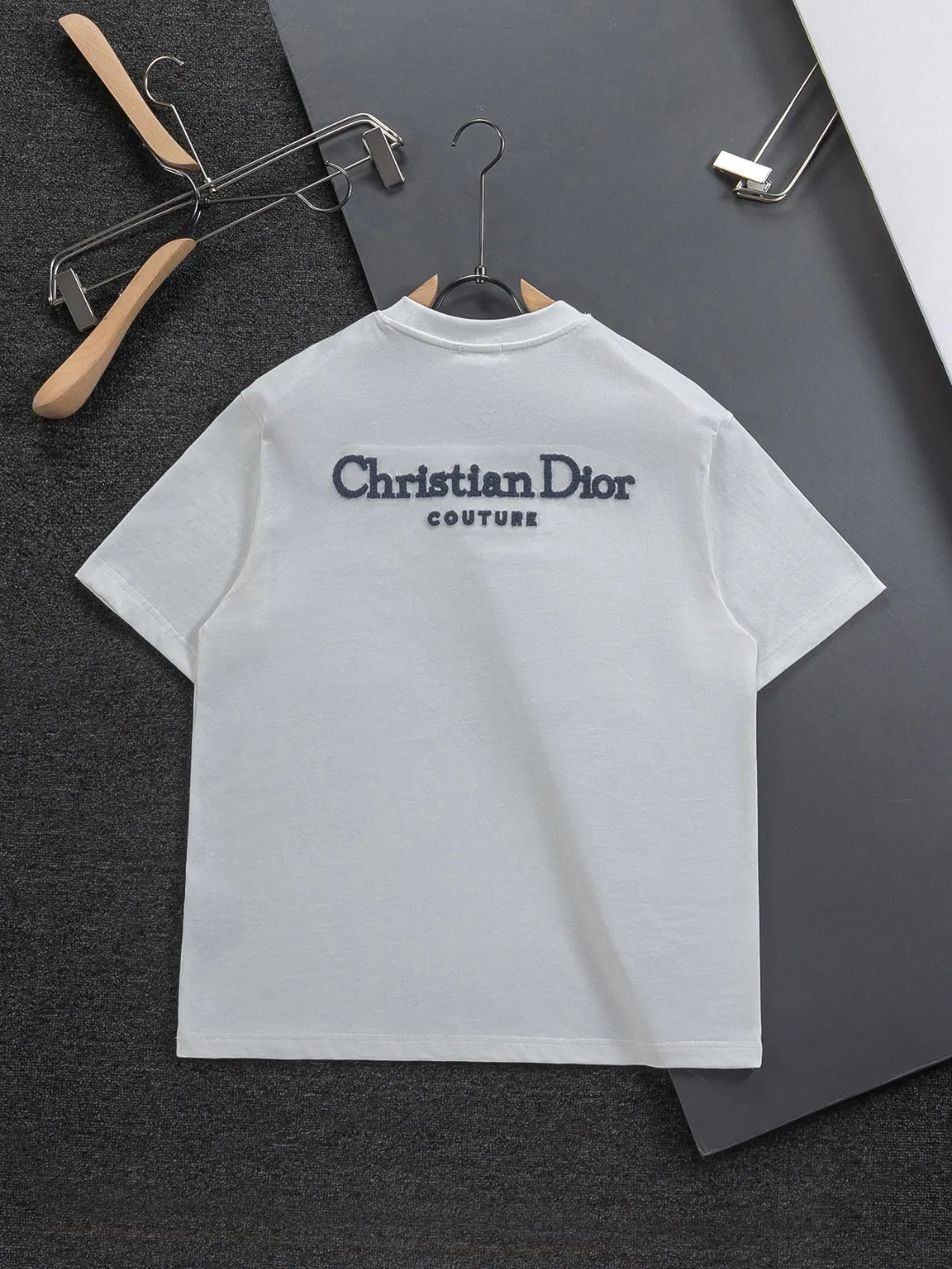 DIOR Dior dior CD S-XL Dior 26ss Classic Classic 🪡 + logo🪡 logo Same Style t ， ， Series， Logo Classic Obliave ， s ， ， obliqve ， v ， ， y …… ， ， Dior ！ ， ， ， Breathable ~ ！！ Same Style！ : Black White Size：S-XL ： S： 50- 56- 70 M： 52- 57- 72 L： 54- 59- 74 XL： 56- 62- 76