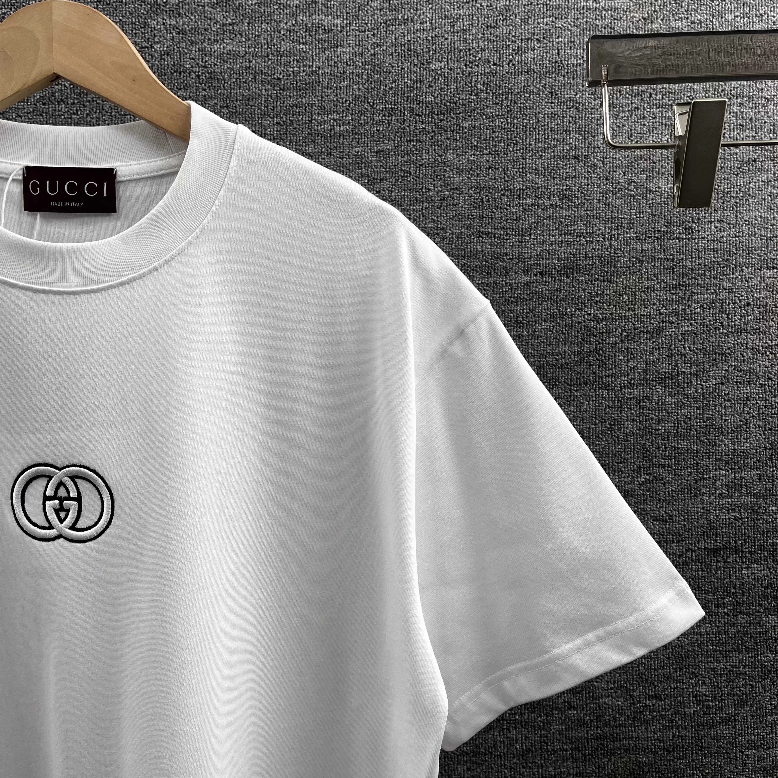 Gucc * 2026 New Arrival G G T Same Style ：Black White Size： S （90-130 ） M （120-150 ） L （140-165 ） XL （160-180 ） XXL （180 ）