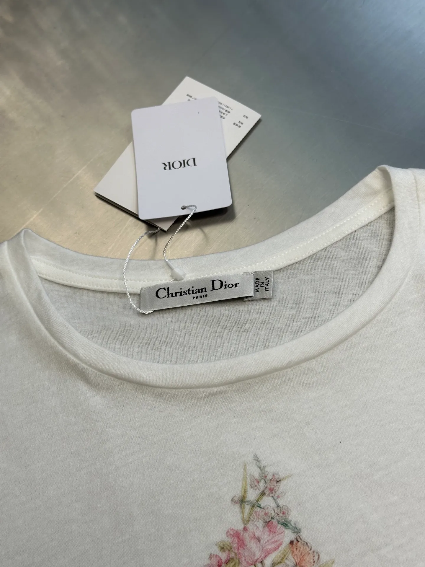 Dior T Dior Astral Flowers ， 12 ， 。 White ， ， 。 Dior Astral Flowers ， 。 size：s m l