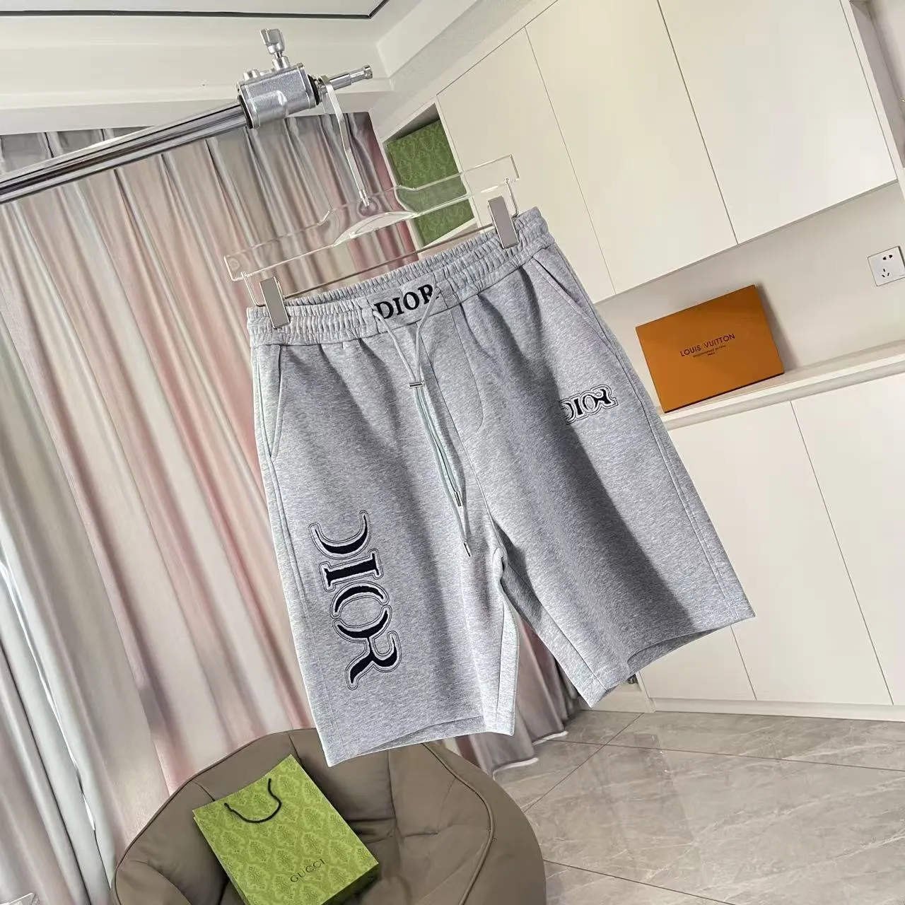 Dio 2025 New Arrival logo g Same Style ：Black White Gray Size: M L XL XXL XXXL
