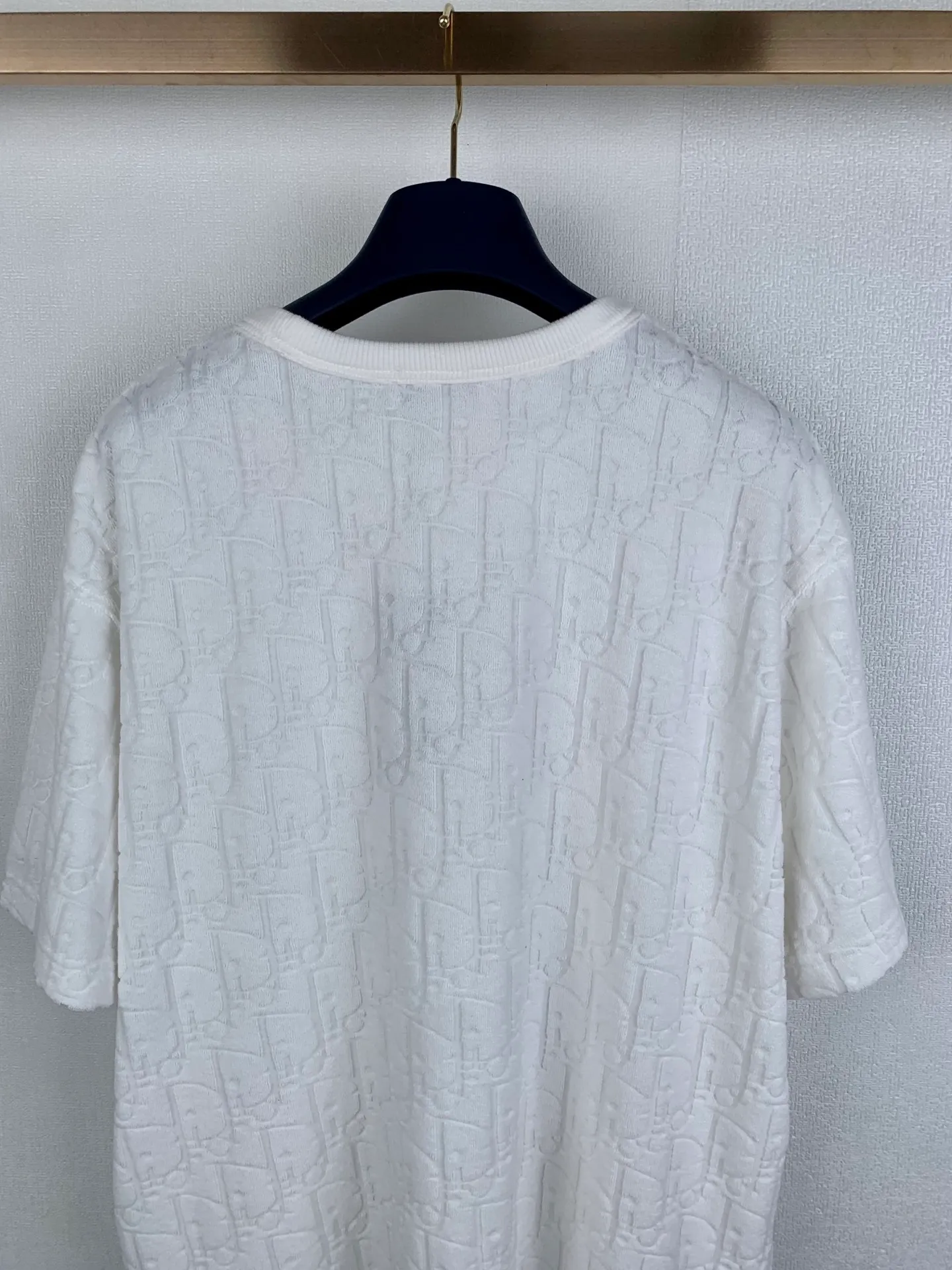 Dior/ Essentials Series Oblique Terry Cloth T Authentic , 100% ， Classic Dior Oblique ， ，Breathable 。 ， V ， Oblique 。 Zp ‼️ Size：XS/S/M/L