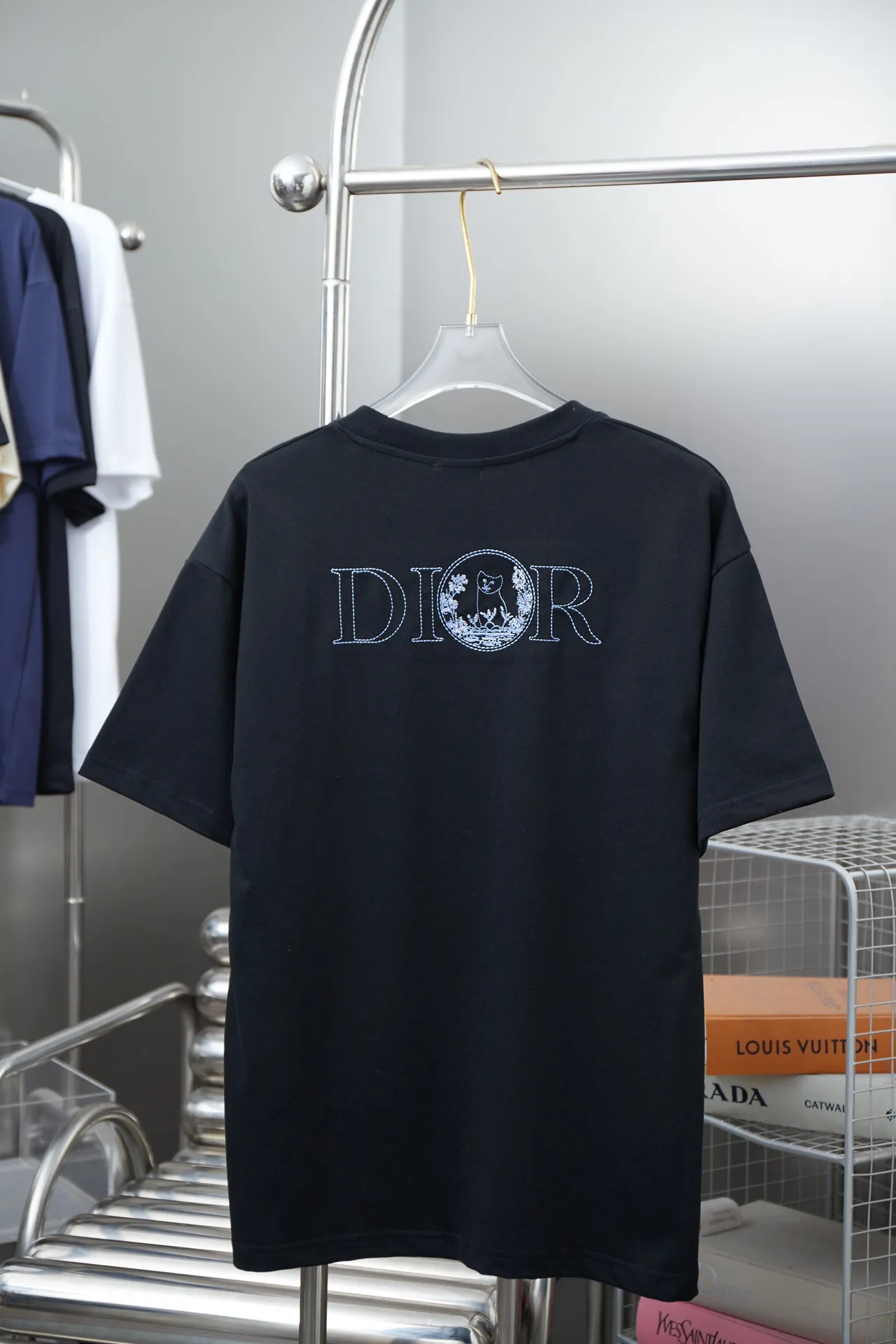 Christia D*or CD 25SS New Arrival 100% 32 1X 1 ， ， ：White/Black/Blue Size：S/M/L/XL