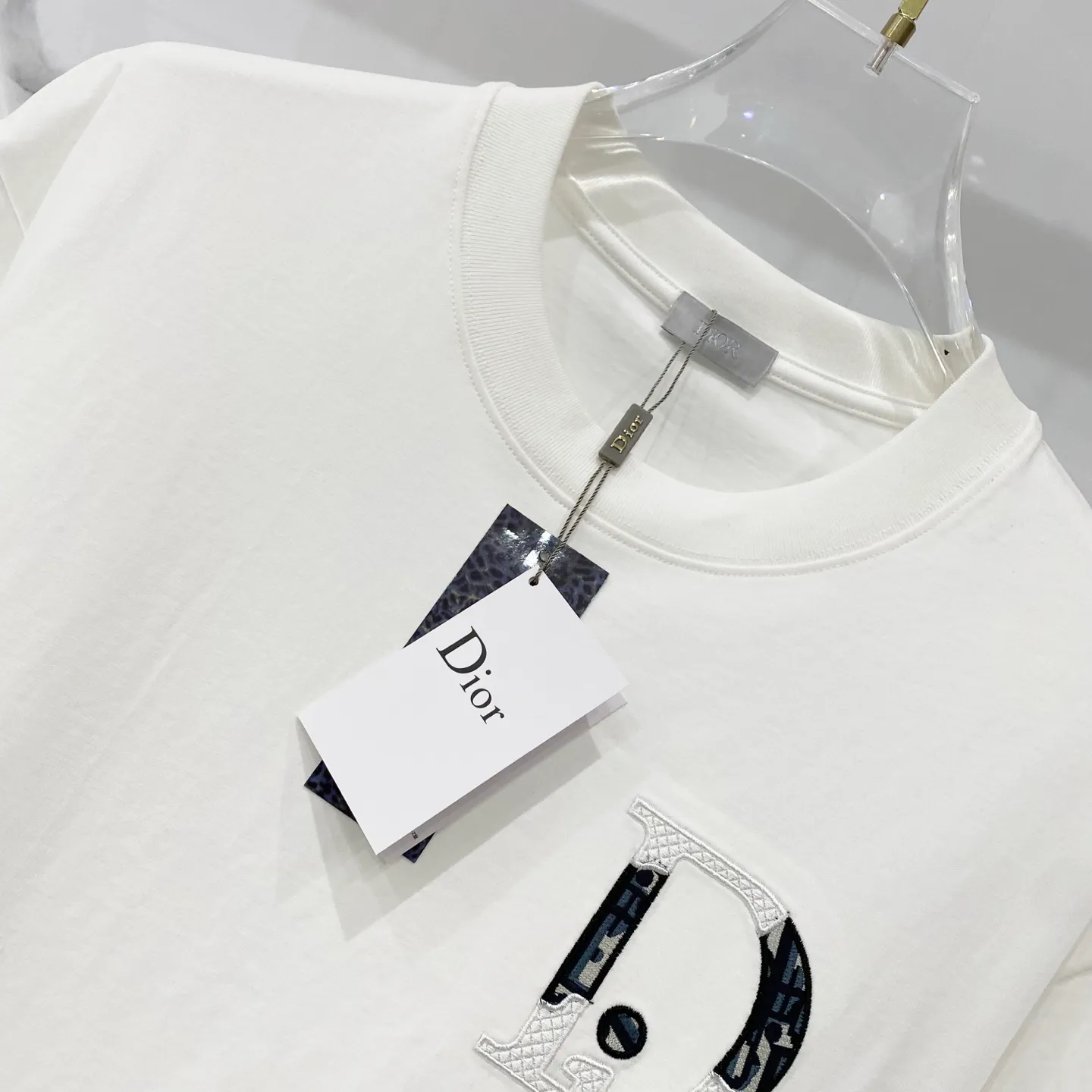 DIOR/ T 🪡 LOGO Quality 100 ％ Versatile Size:S-XL :Black.White