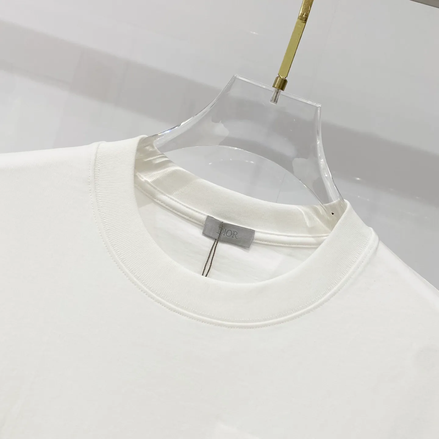 DIOR/ T 🪡 LOGO Quality 100 ％ Versatile Size:S-XL :Black.White