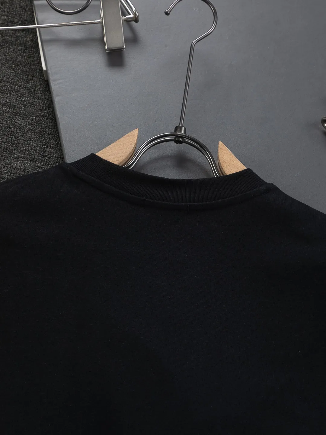 DIOR Dior dior CD S-XL 26ss Classic Classic Dior Mountain 🪡 logo Same Style t ， ， Series， Logo Classic Obliave ， s ， ， obliqve ， v ， ， y …… ， ， Dior ！ ， ， ， Breathable ~ ！！ Same Style！ : Black White Size：S-XL ： S： 50- 56- 70 M： 52- 57- 72 L： 54- 59- 74 XL： 56- 62- 76