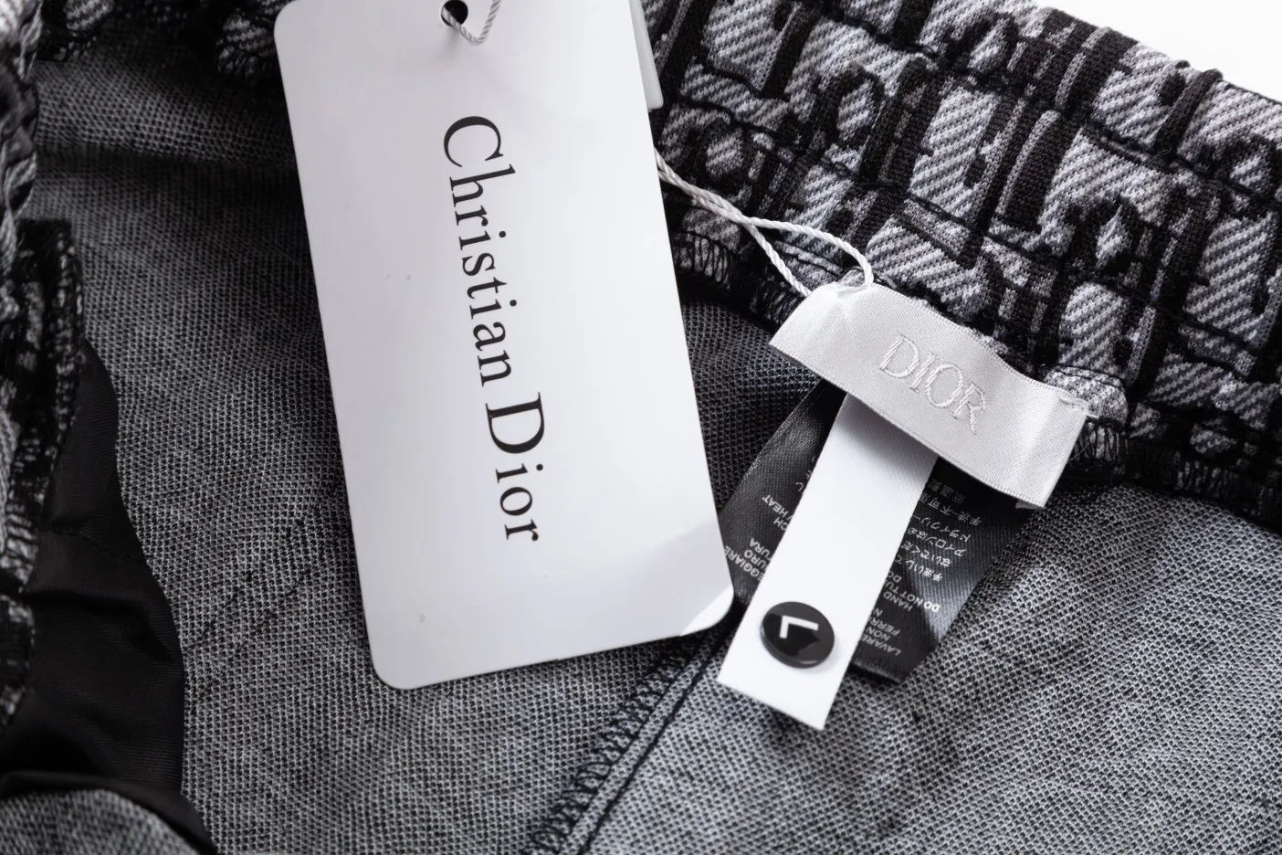 Di Or 2024SSNew Arrival ， ， logo。 ， ， ， ， Breathable， ， Gray Dark Gray Sizes M-4XL