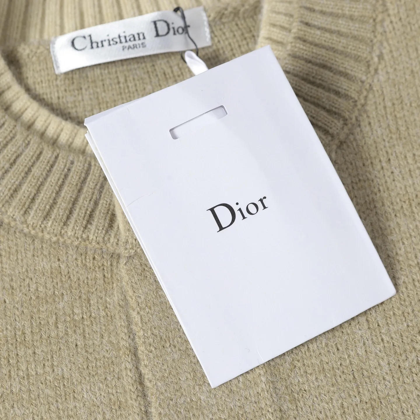 【 Quality】 CD/ 55% ， 35% ，10% 。 。 3D ， DDIOR 。 ， 。 Dior Couture 。 Sneakers ， 。 Size:S/M/L/XL