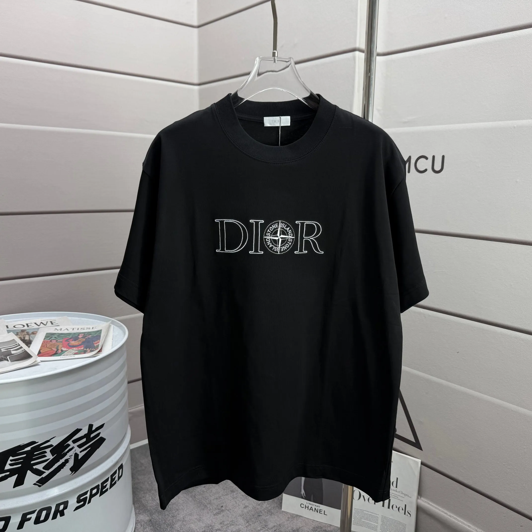 # 95 Dio 2025 New Arrival T Same Style ：Black White Size： S （90-130 ） M （120-150 ） L （140-165 ） XL （160-180 ） XXL （180 ）