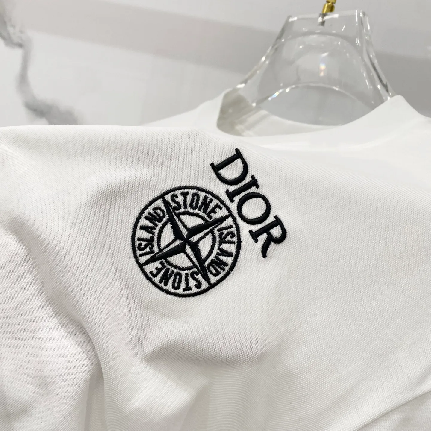 DIOR/ T 🪡 LOGO Quality 100 ％ Versatile Size:S-XL :Black.White
