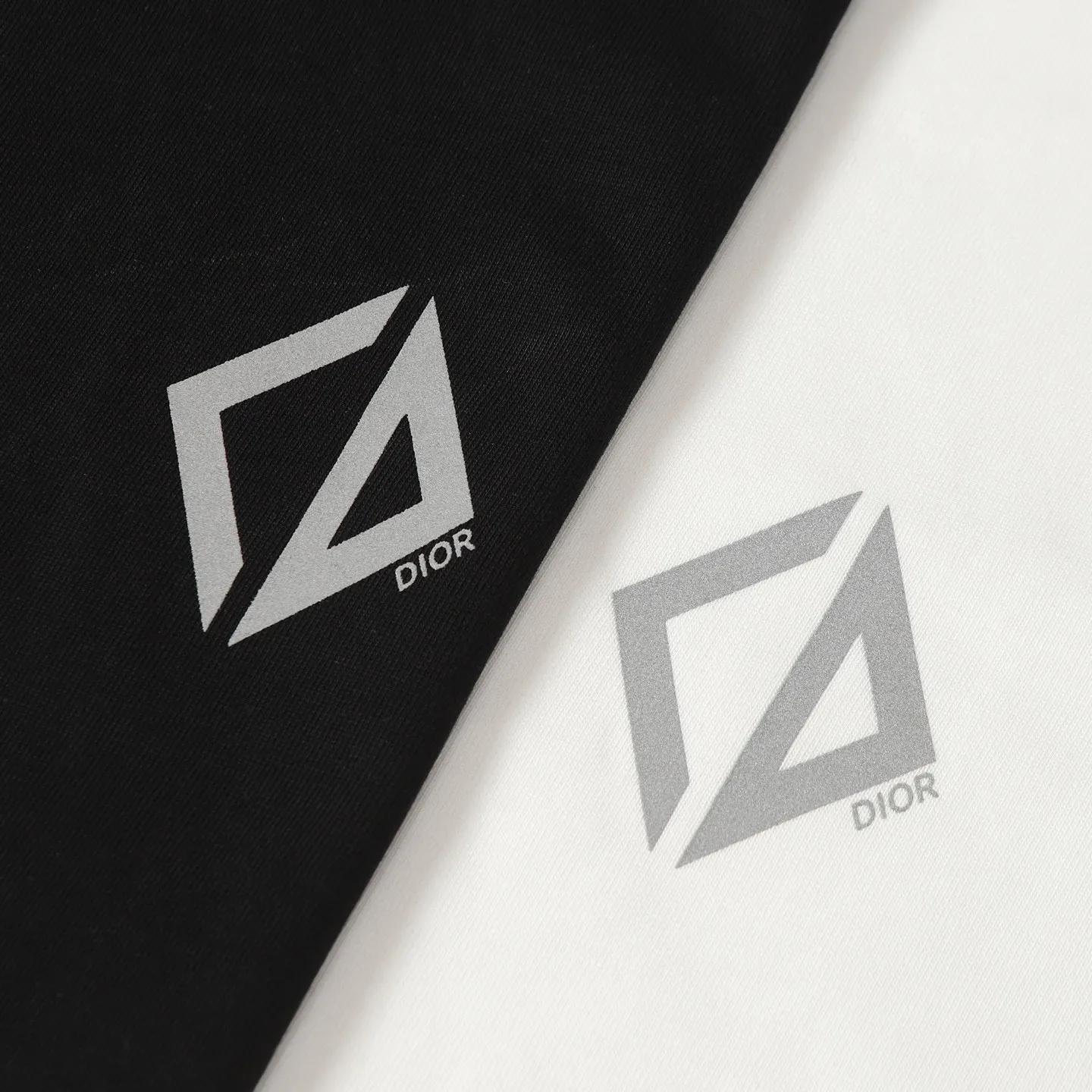 DIOR CD T ， ， ！ : ! Same Style : White/Black Size：xs-l