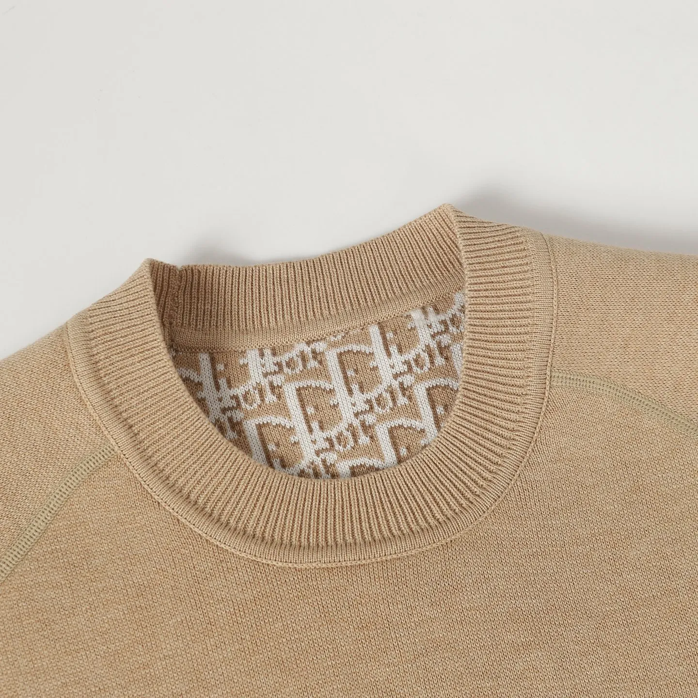 DIOR/ 25FW ， New Arrival Oblique ， 。 ， 。 Oblique ， ， 。 ， 。 ， 。 DIOR 。 ， Quality 。 ， 。 Size:S/M/L