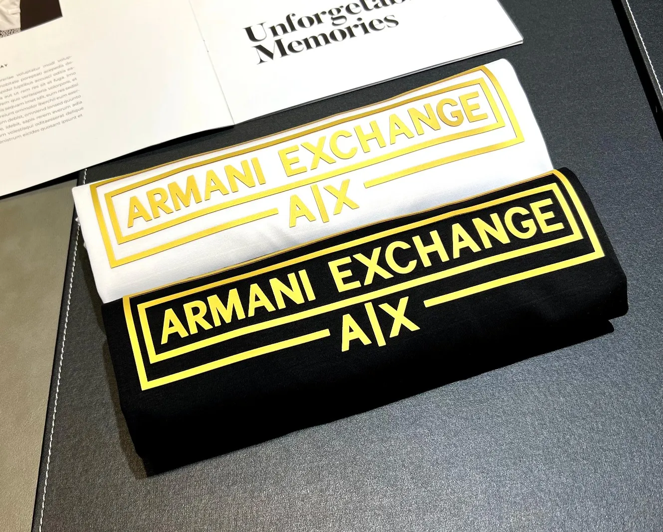 New Arrival mercerized cotton weight short-sleeved T-shirt logo: EA Armani Process: silicone Color: black/white Sizes: M~3XL