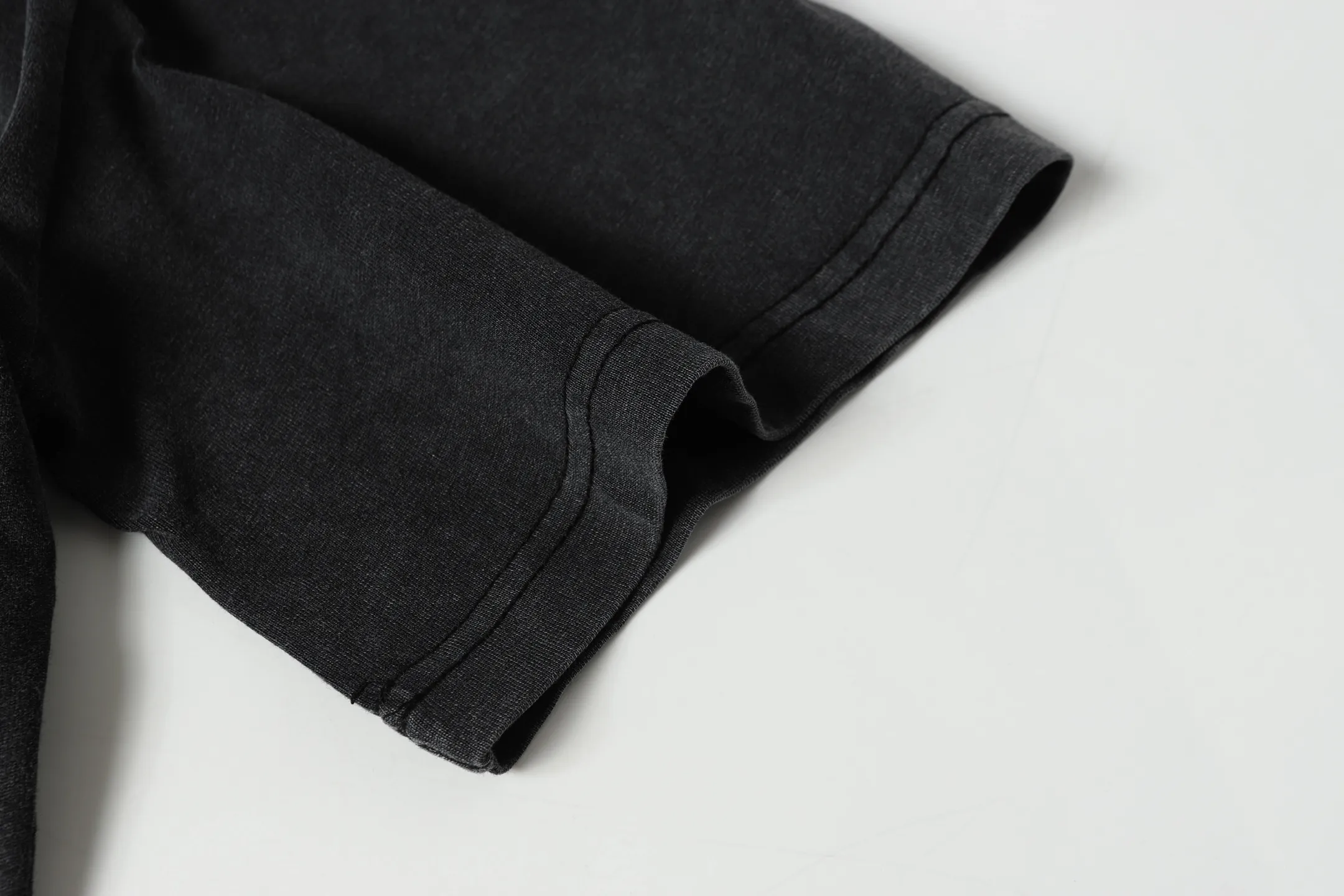 6070# Black I Godspeed Retro T（ ） （fabric）：32 Sizes（size）：S-M-L-XL （colour）： Black 👉