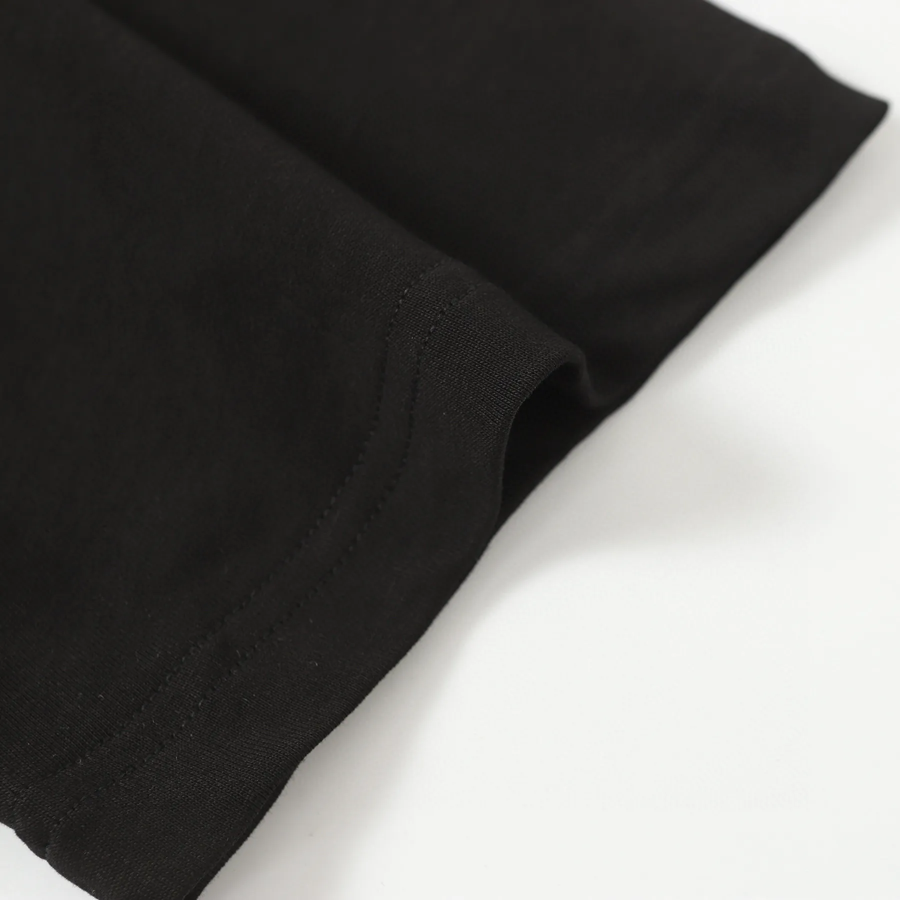 2217## Black （ ）｜ THAT'S A AWFUL LOT OF COUGH SYRUP In Stock T （fabric):32 Sizes（size）：S-M L X L （colour）： Black