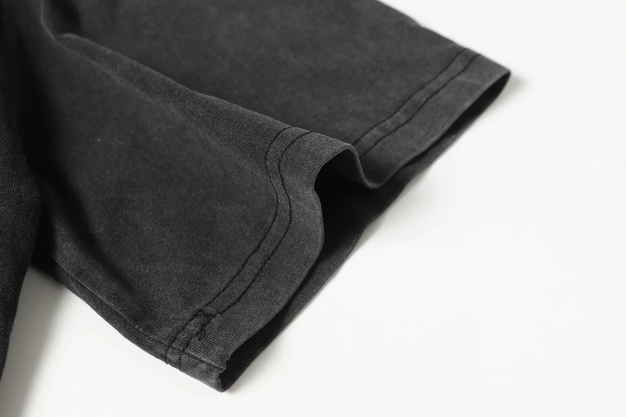 6020# Black｜ Godspeed Retro T（ ） （fabric）：32 Sizes（size）：S-M-L-XL （colour）： Black 👉