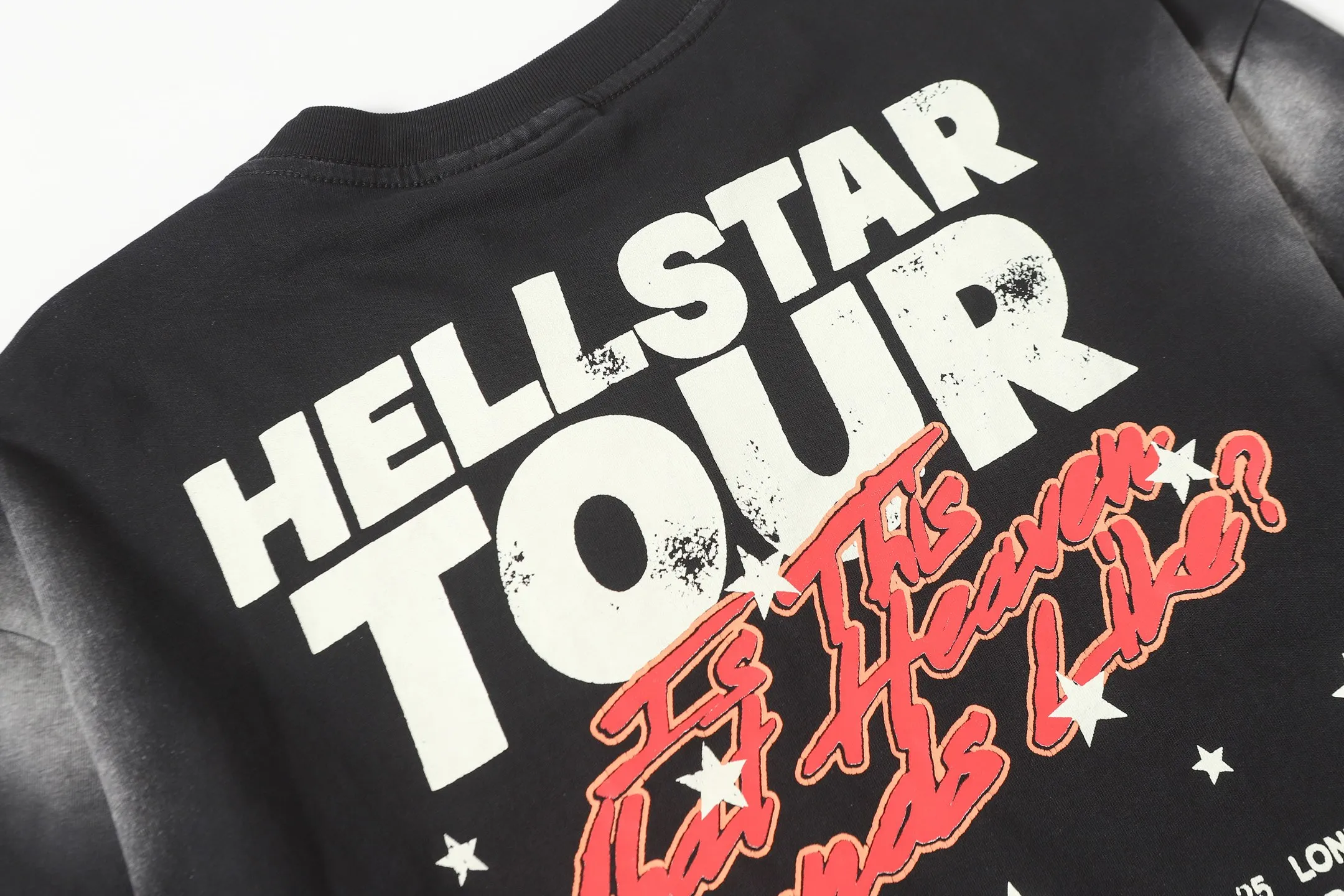 # In Stock Hellstar T （fabric):32 Sizes（size）：S-M L X L （colour）： Black（ ） 👉