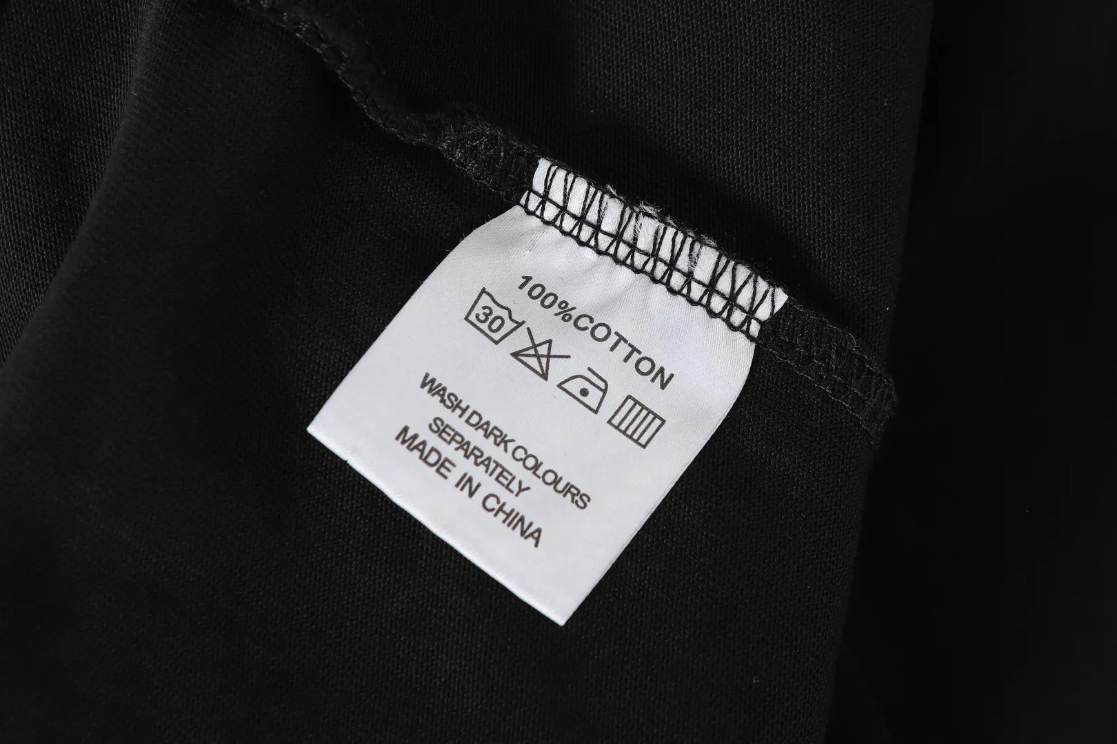 G # Black｜ Godspeed Retro T （ ） （fabric）： 26 Sizes（size）：S-M-L-XL （colour）： Black 👉