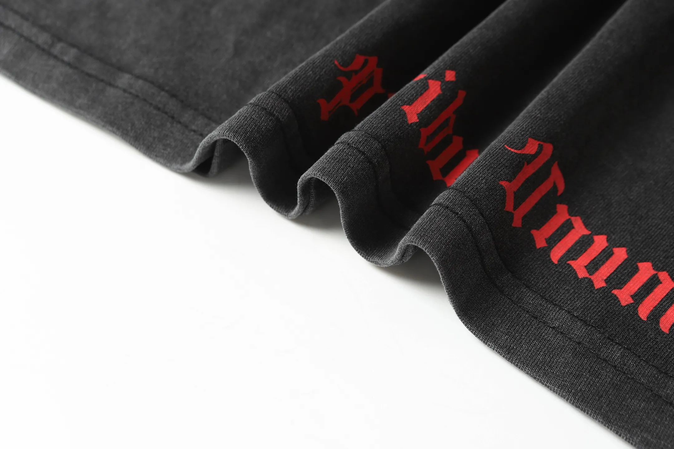 6040# Black｜ Godspeed Retro T（ ） （fabric）：32 Sizes（size）：S-M-L-XL （colour）： Black 👉