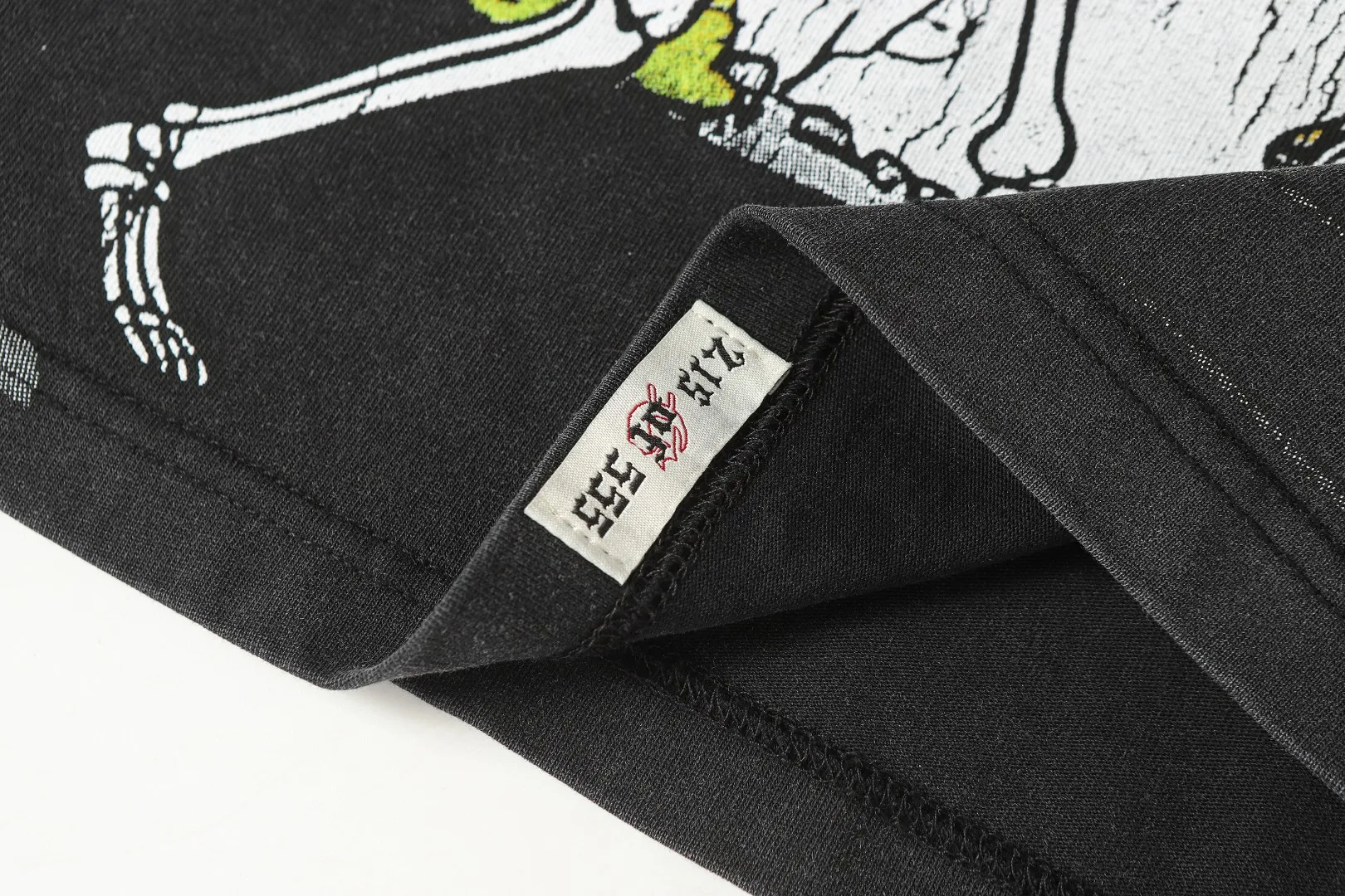 G # Black I . Godspeed Retro T （ ） （fabric）： 26 Sizes（size）：S-M-L-XL （colour）： Black