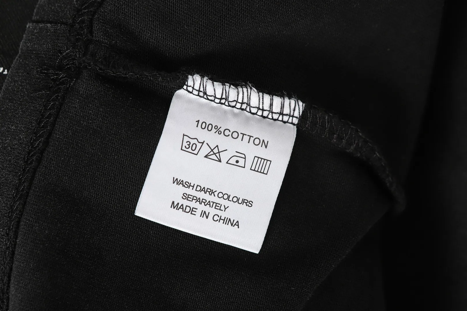 G ## Black I . Godspeed Retro T （ ） （fabric）： 26 Sizes（size）：S-M-L-XL （colour）： Black