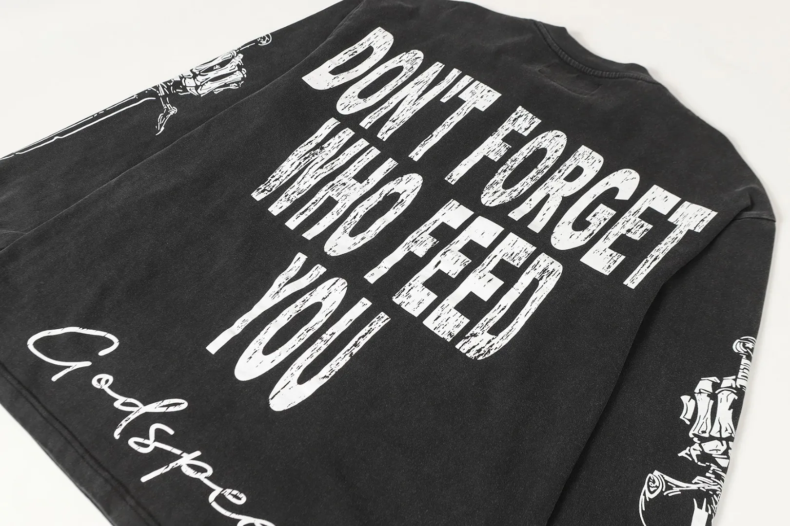 G ## Black I . Godspeed Retro T （ ） （fabric）： 26 Sizes（size）：S-M-L-XL （colour）： Black